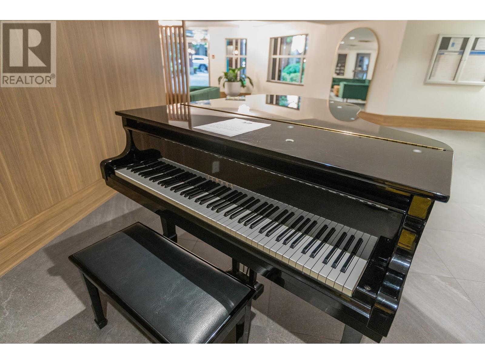 Listing Picture 28 of 33 : 1702 1010 BURNABY STREET, Vancouver / 溫哥華 - 魯藝地產 Yvonne Lu Group - MLS Medallion Club Member