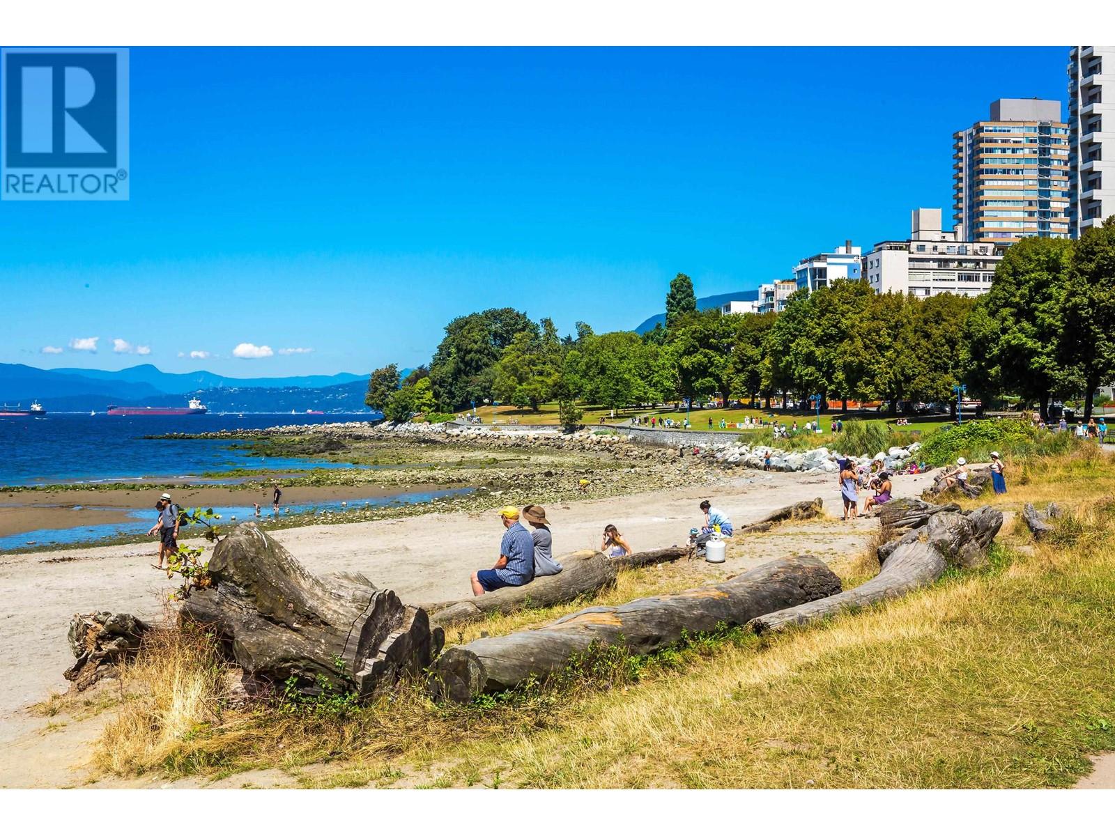 Listing Picture 30 of 33 : 1702 1010 BURNABY STREET, Vancouver / 溫哥華 - 魯藝地產 Yvonne Lu Group - MLS Medallion Club Member