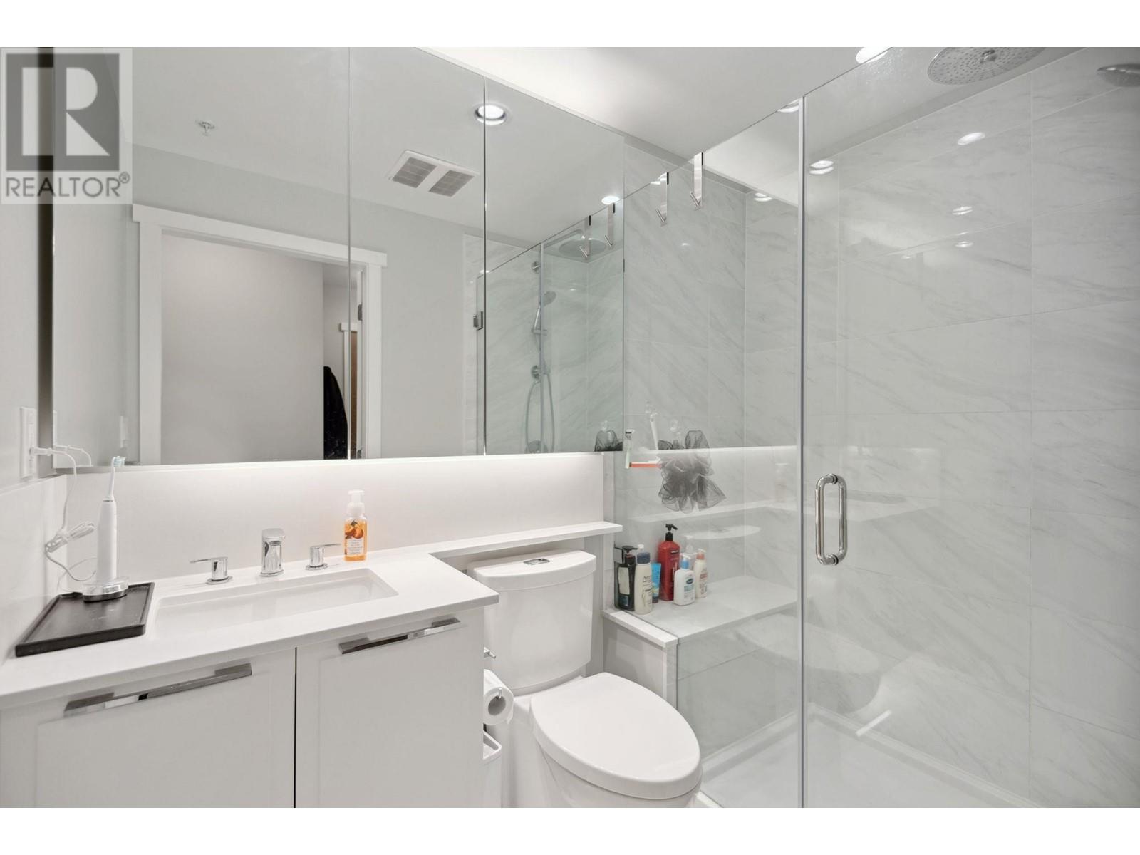 Listing Picture 12 of 29 : 203 3198 RIVERWALK AVENUE, Vancouver / 溫哥華 - 魯藝地產 Yvonne Lu Group - MLS Medallion Club Member