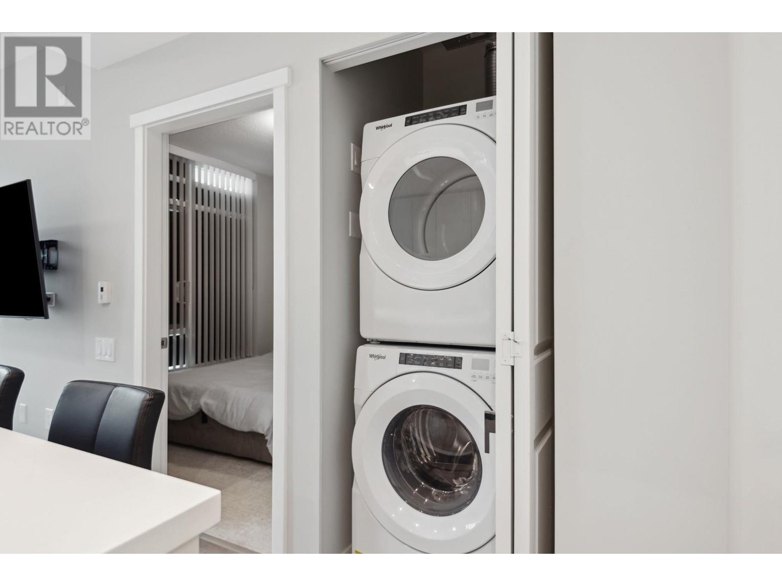 Listing Picture 14 of 29 : 203 3198 RIVERWALK AVENUE, Vancouver / 溫哥華 - 魯藝地產 Yvonne Lu Group - MLS Medallion Club Member