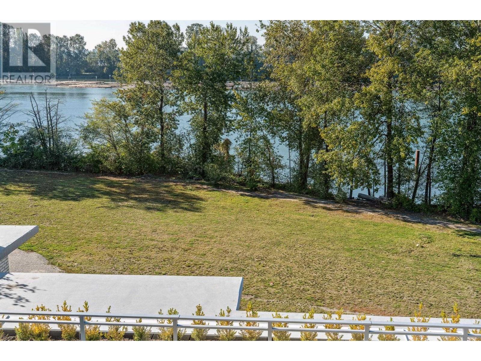 Listing Picture 20 of 29 : 203 3198 RIVERWALK AVENUE, Vancouver / 溫哥華 - 魯藝地產 Yvonne Lu Group - MLS Medallion Club Member