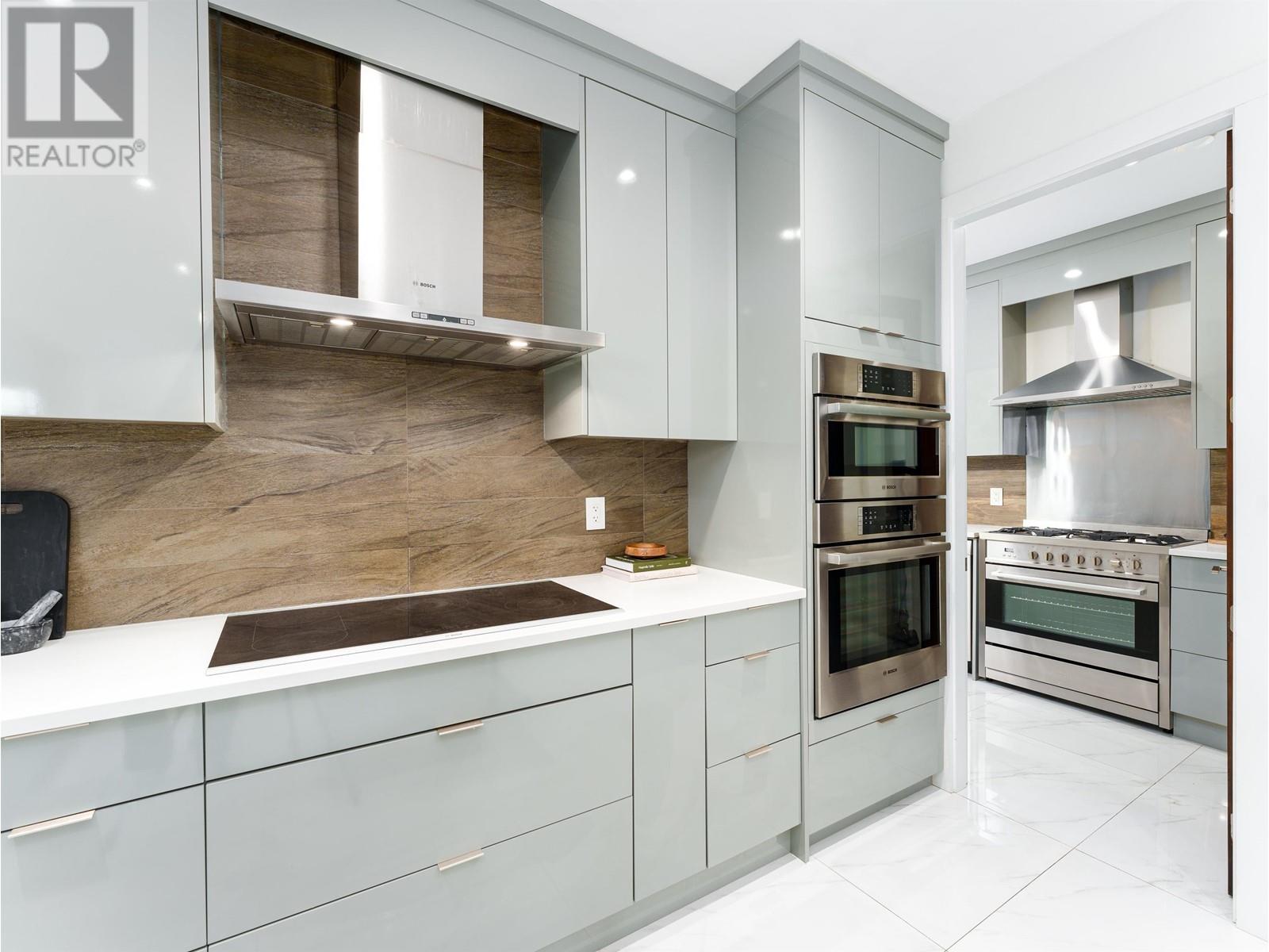 955 Melbourne Avenue, North Vancouver, British Columbia  V7R 1P1 - Photo 14 - R2958647