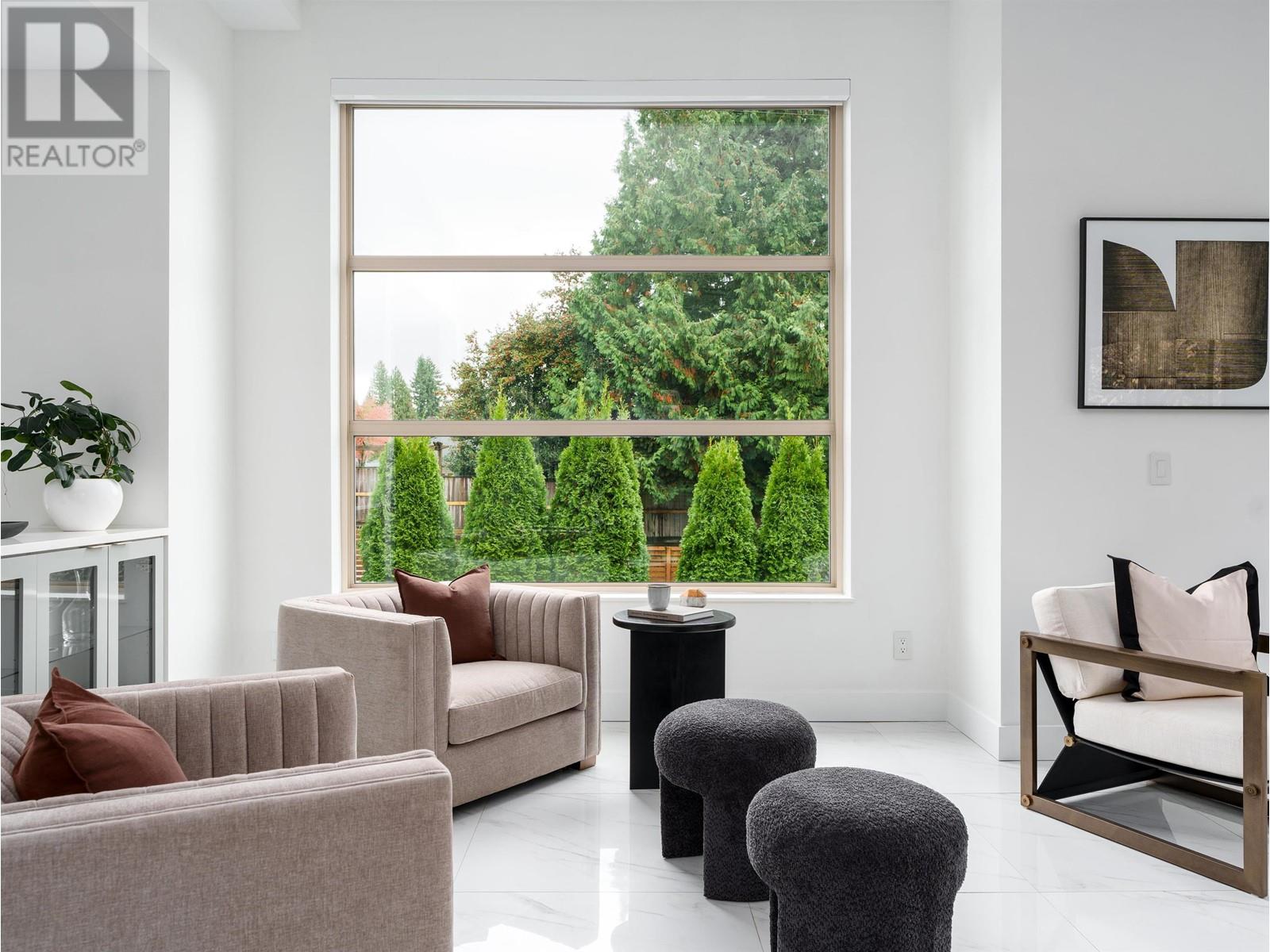 955 Melbourne Avenue, North Vancouver, British Columbia  V7R 1P1 - Photo 6 - R2958647