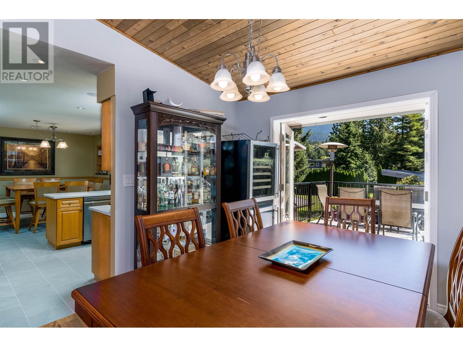 40142 Kalodon Road, Garibaldi Highlands, British Columbia  V0N 1T0 - Photo 11 - R2958690