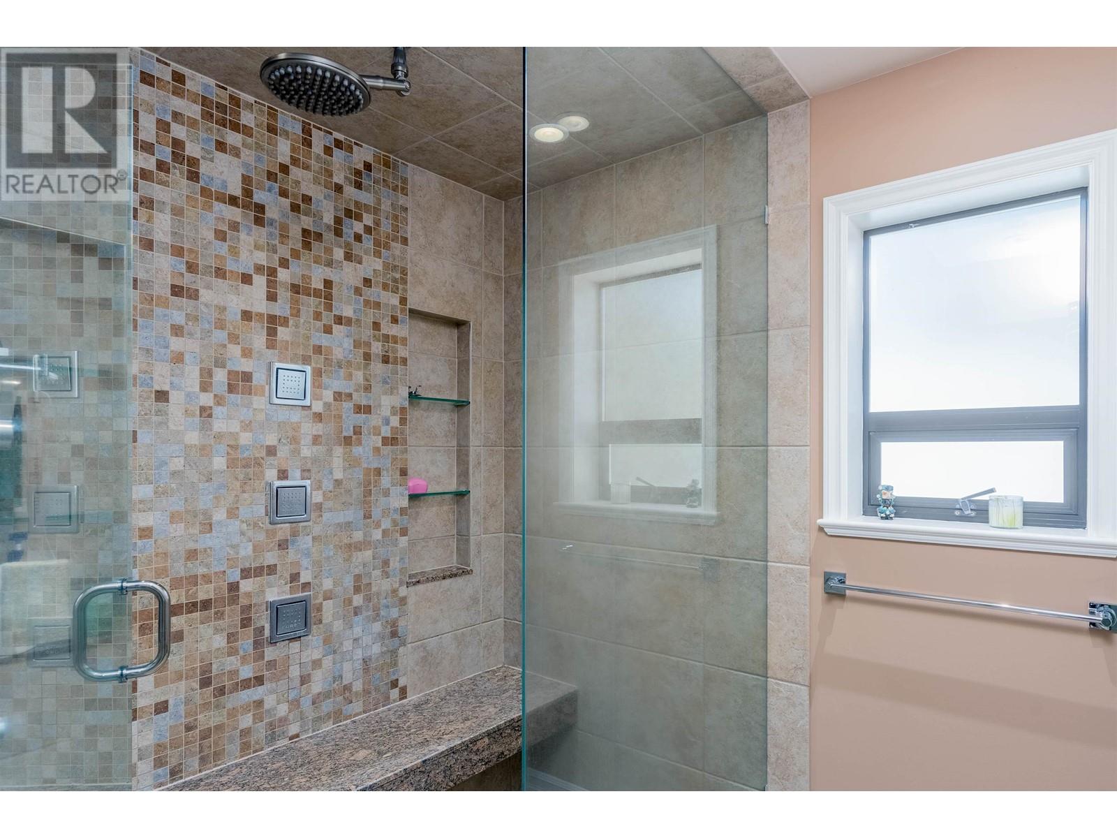 40142 Kalodon Road, Garibaldi Highlands, British Columbia  V0N 1T0 - Photo 16 - R2958690