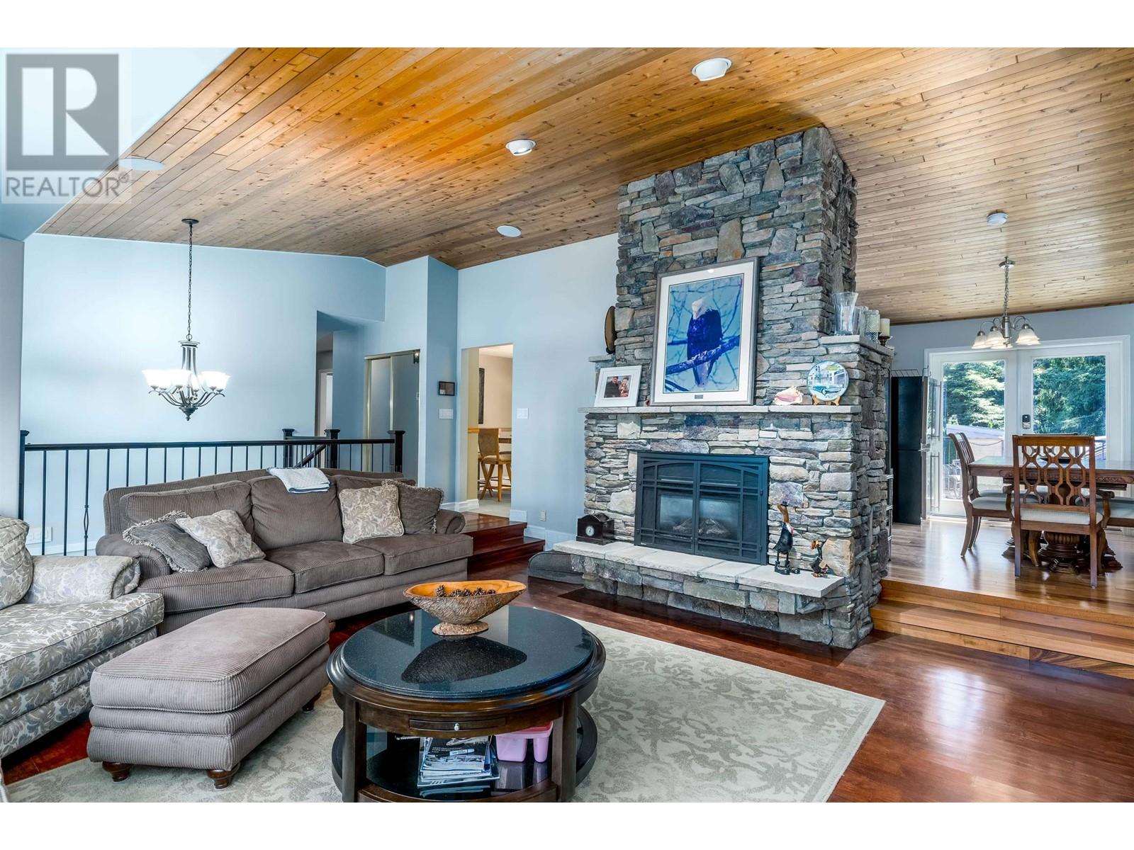 40142 Kalodon Road, Garibaldi Highlands, British Columbia  V0N 1T0 - Photo 6 - R2958690