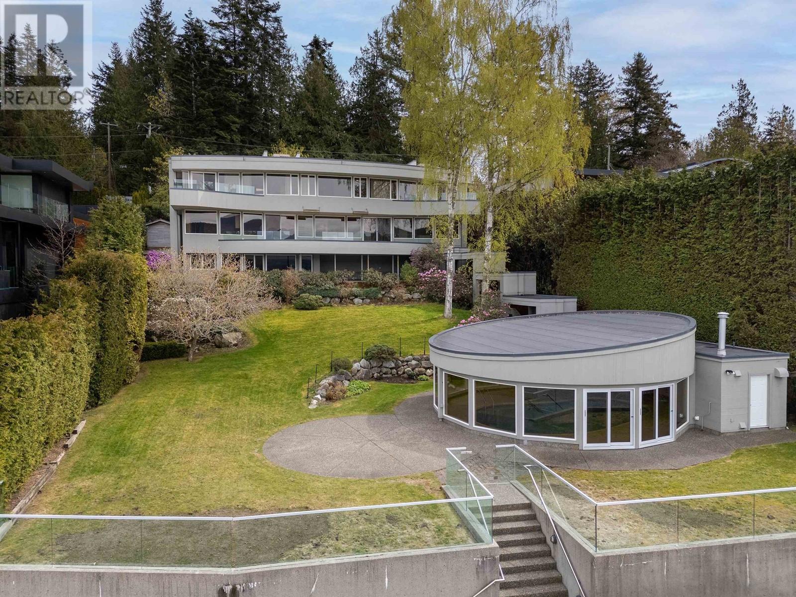 Xxx2 Arbutus Road, West Vancouver, British Columbia  V7W 2L5 - Photo 1 - R2958619