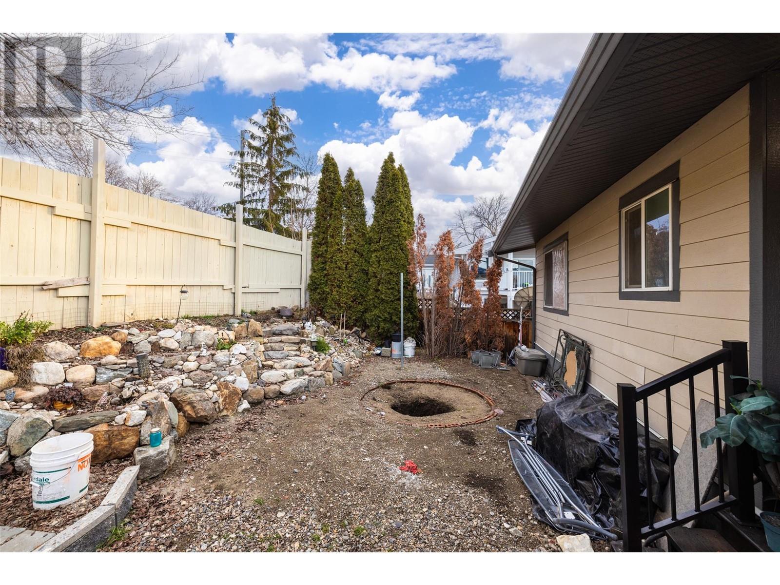 Property at 10957 Pheasant Road image 4