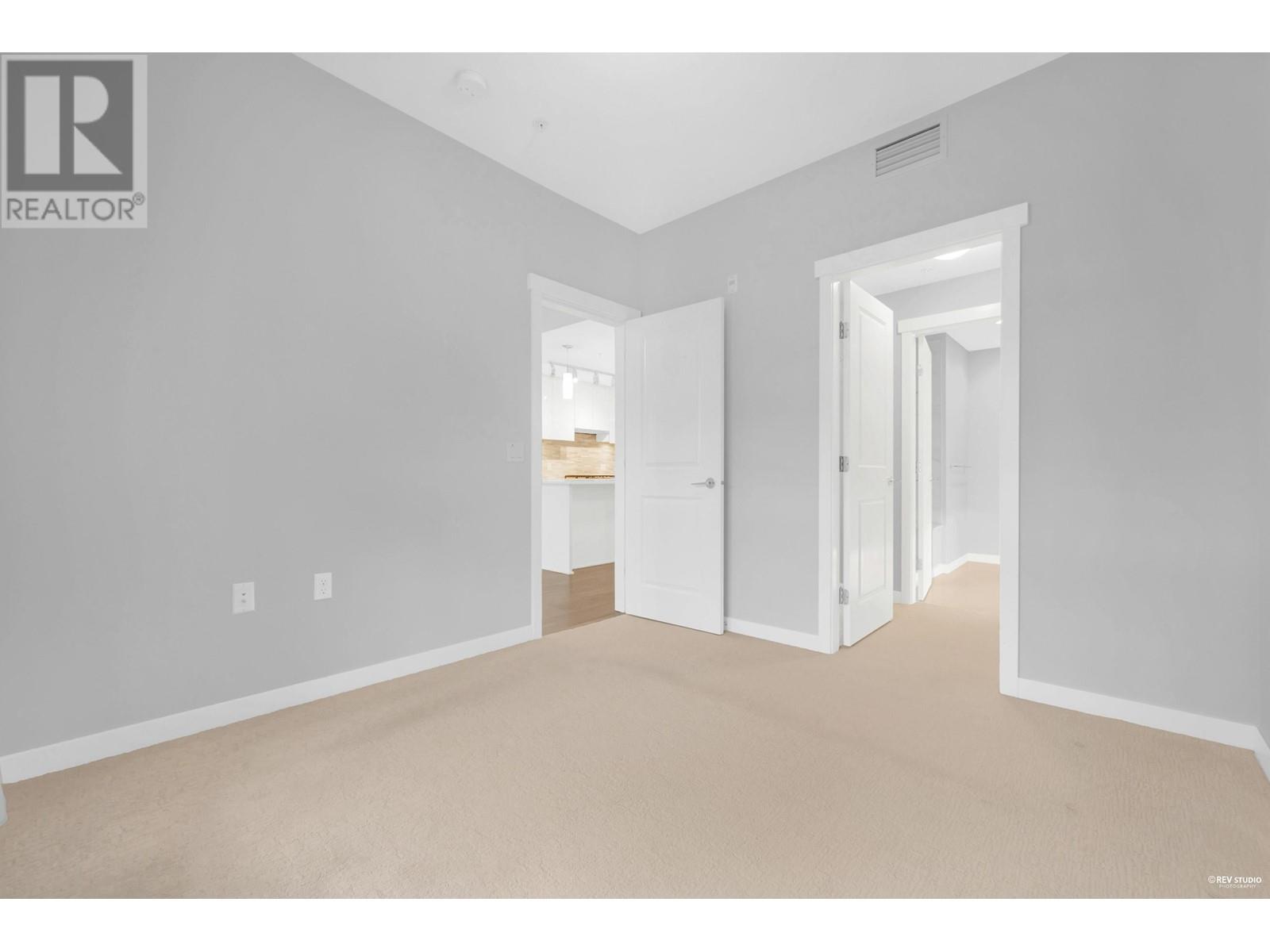 Listing Picture 10 of 20 : 225 9551 ALEXANDRA ROAD, Richmond / 烈治文 - 魯藝地產 Yvonne Lu Group - MLS Medallion Club Member