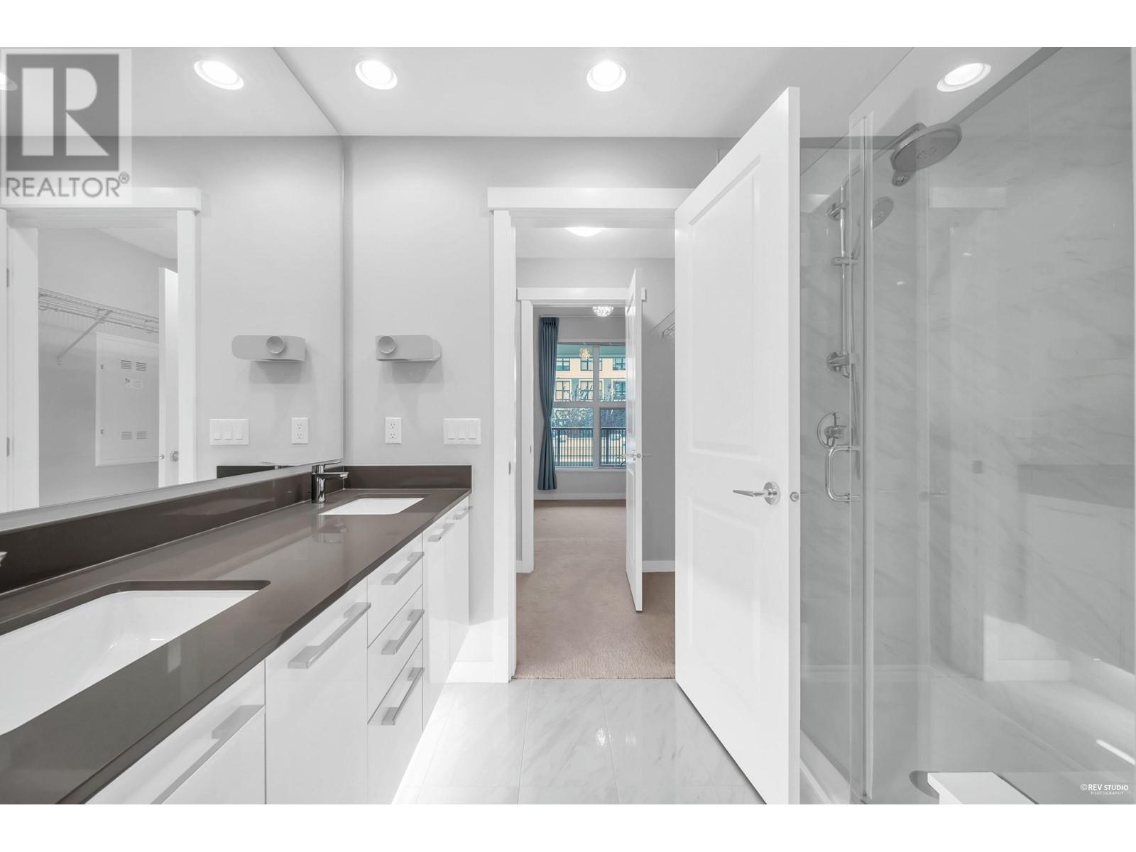 Listing Picture 13 of 20 : 225 9551 ALEXANDRA ROAD, Richmond / 烈治文 - 魯藝地產 Yvonne Lu Group - MLS Medallion Club Member