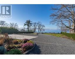 10137 West Saanich Rd, north saanich, British Columbia