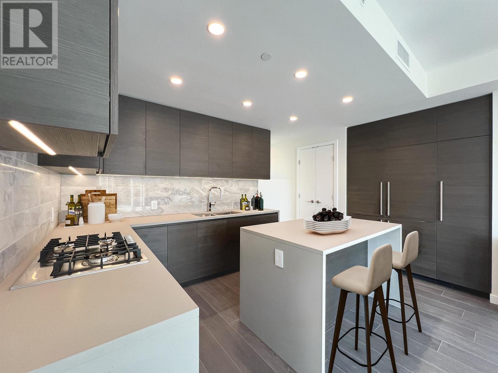 Listing Picture 4 of 28 : 1210 4168 LOUGHEED HIGHWAY, Burnaby / 本拿比 - 魯藝地產 Yvonne Lu Group - MLS Medallion Club Member