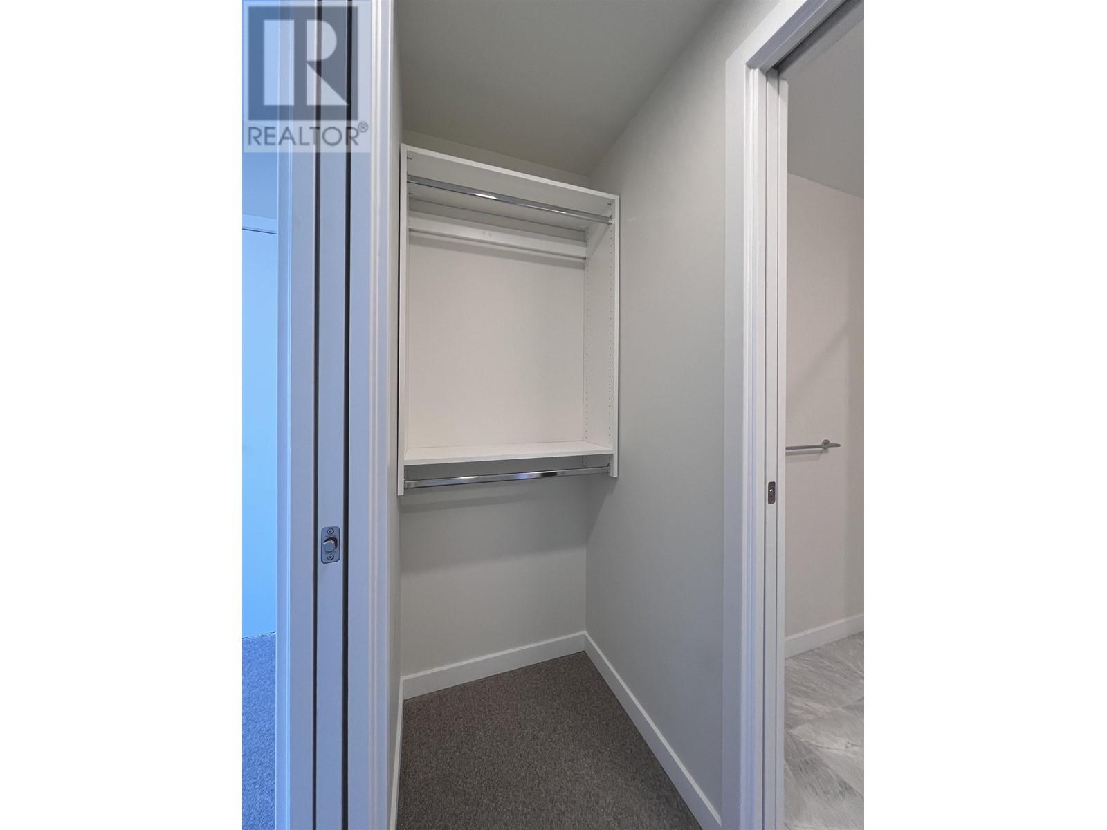 Listing Picture 19 of 28 : 1210 4168 LOUGHEED HIGHWAY, Burnaby / 本拿比 - 魯藝地產 Yvonne Lu Group - MLS Medallion Club Member