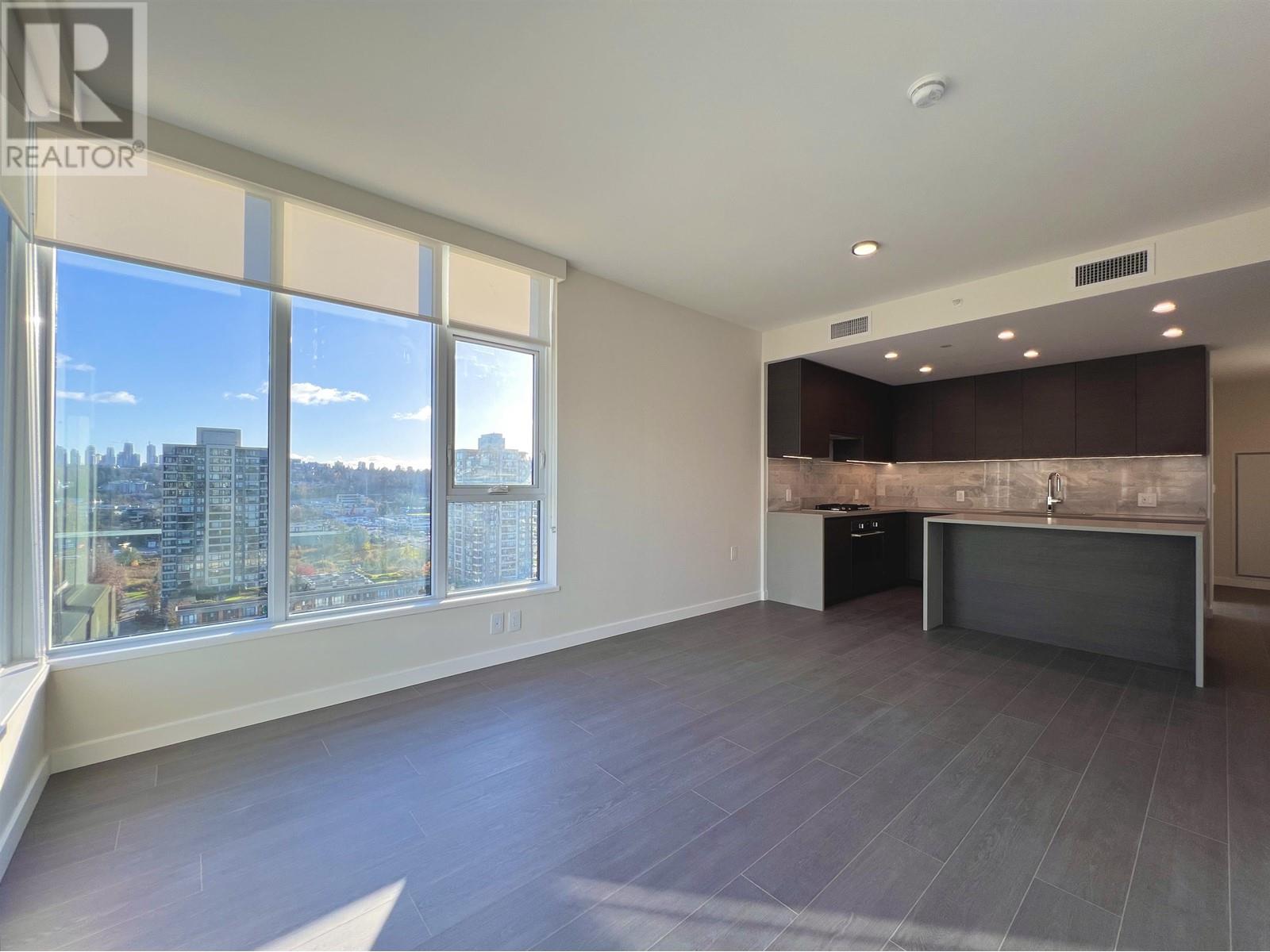 Listing Picture 6 of 28 : 1210 4168 LOUGHEED HIGHWAY, Burnaby / 本拿比 - 魯藝地產 Yvonne Lu Group - MLS Medallion Club Member