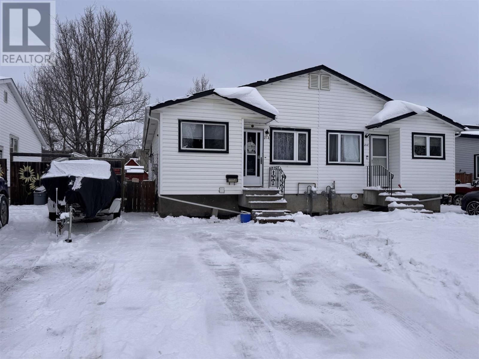 214 Picton Ave, Thunder Bay, Ontario  P7B 4Y2 - Photo 2 - TB250089