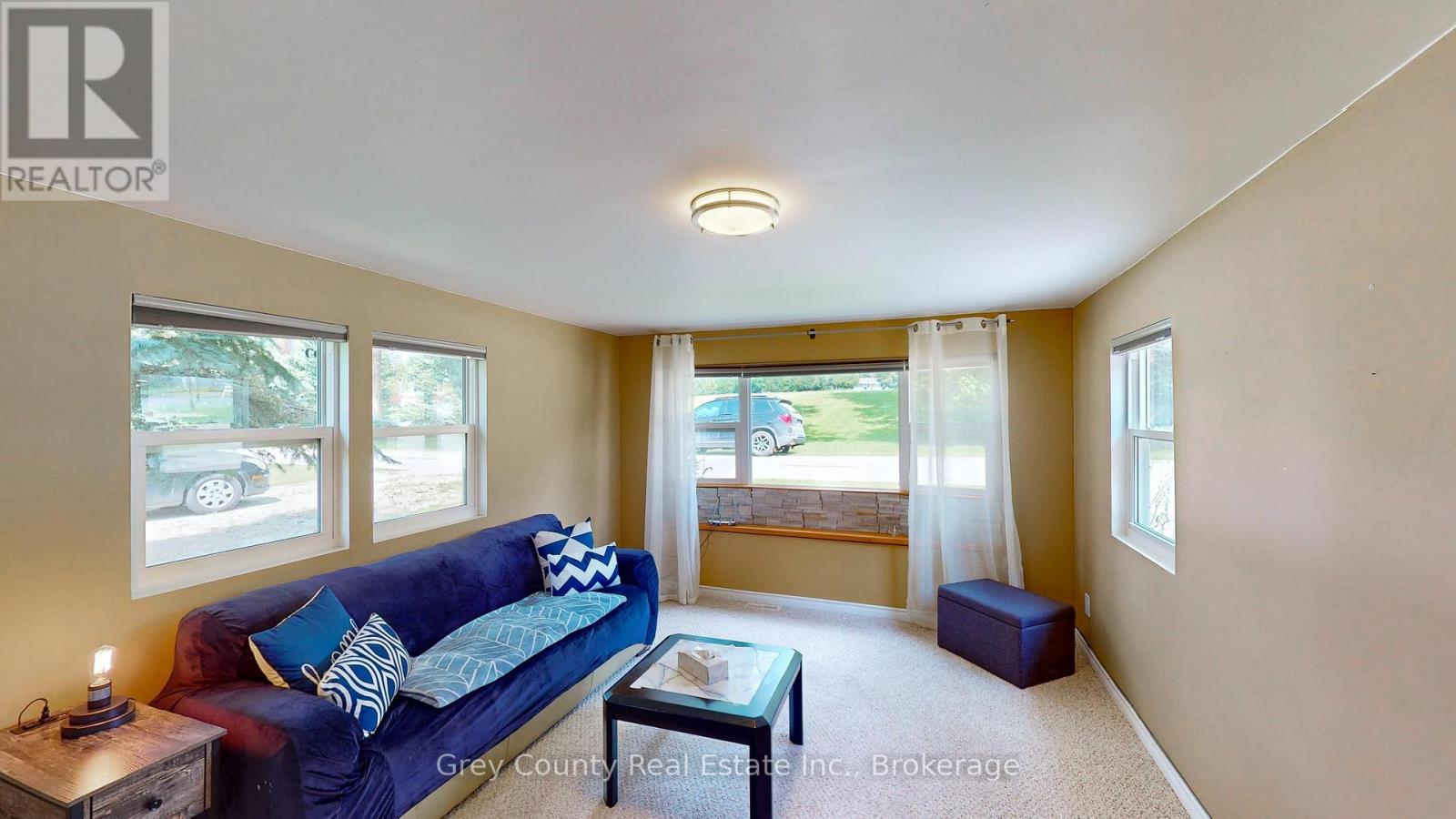 87 Sussex Square, Georgian Bluffs, Ontario  N4K 5N5 - Photo 10 - X11934533