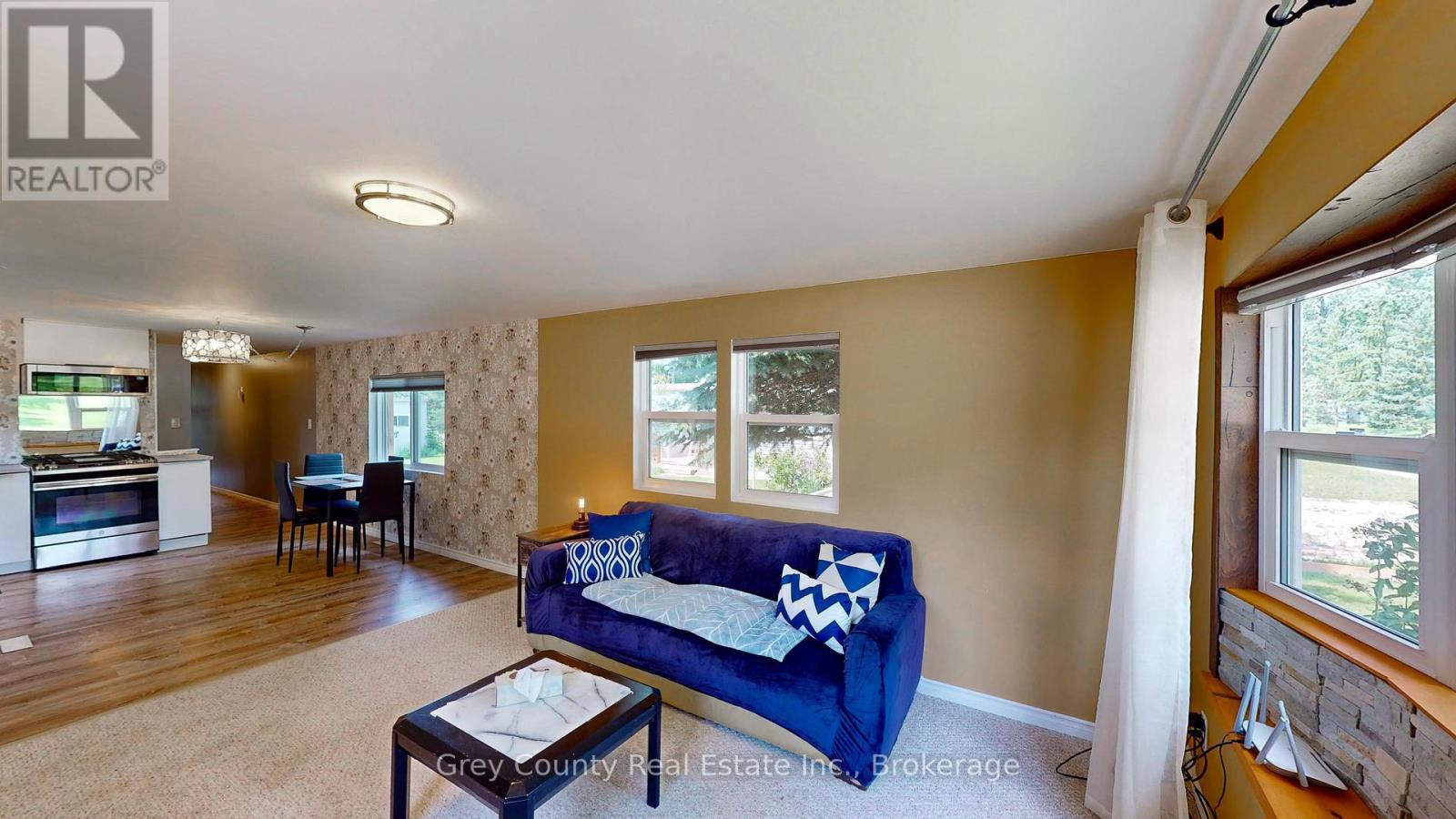 87 Sussex Square, Georgian Bluffs, Ontario  N4K 5N5 - Photo 12 - X11934533
