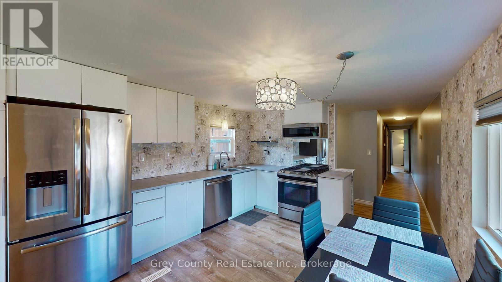 87 Sussex Square, Georgian Bluffs, Ontario  N4K 5N5 - Photo 15 - X11934533