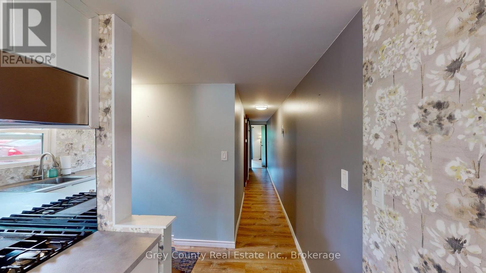 87 Sussex Square, Georgian Bluffs, Ontario  N4K 5N5 - Photo 16 - X11934533