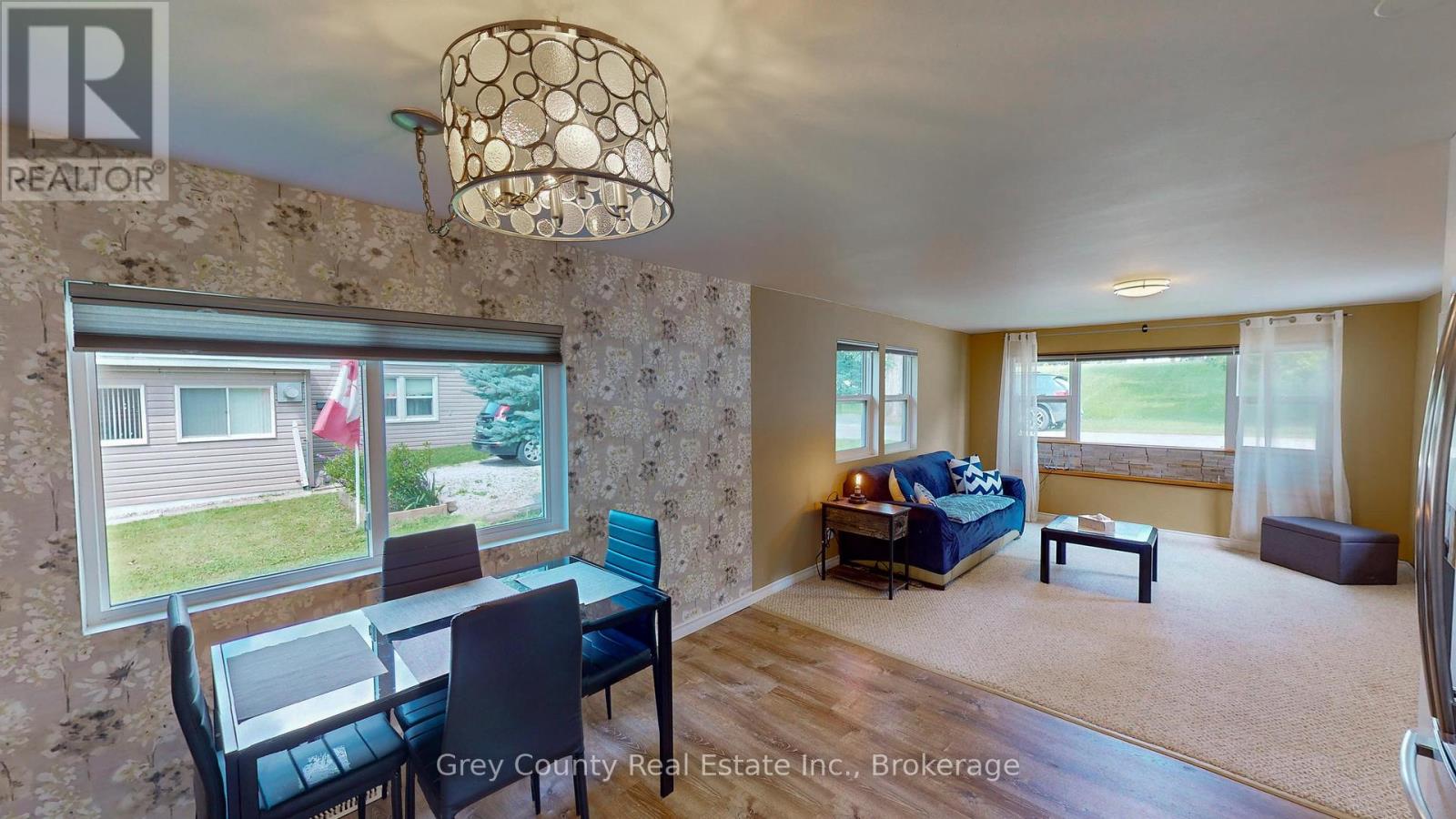 87 Sussex Square, Georgian Bluffs, Ontario  N4K 5N5 - Photo 8 - X11934533