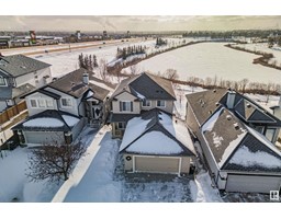 4019 157 AV NW, edmonton, Alberta