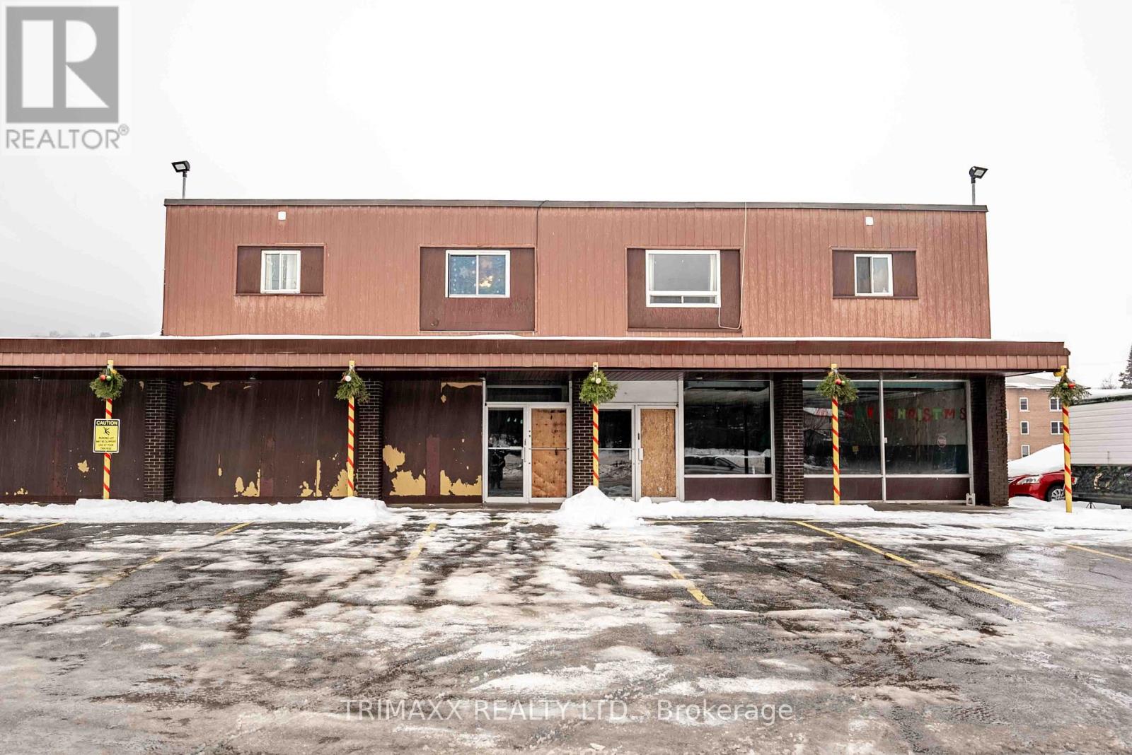 8 # 9 - 6 REGIONAL ROAD, Greater Sudbury, Ontario
