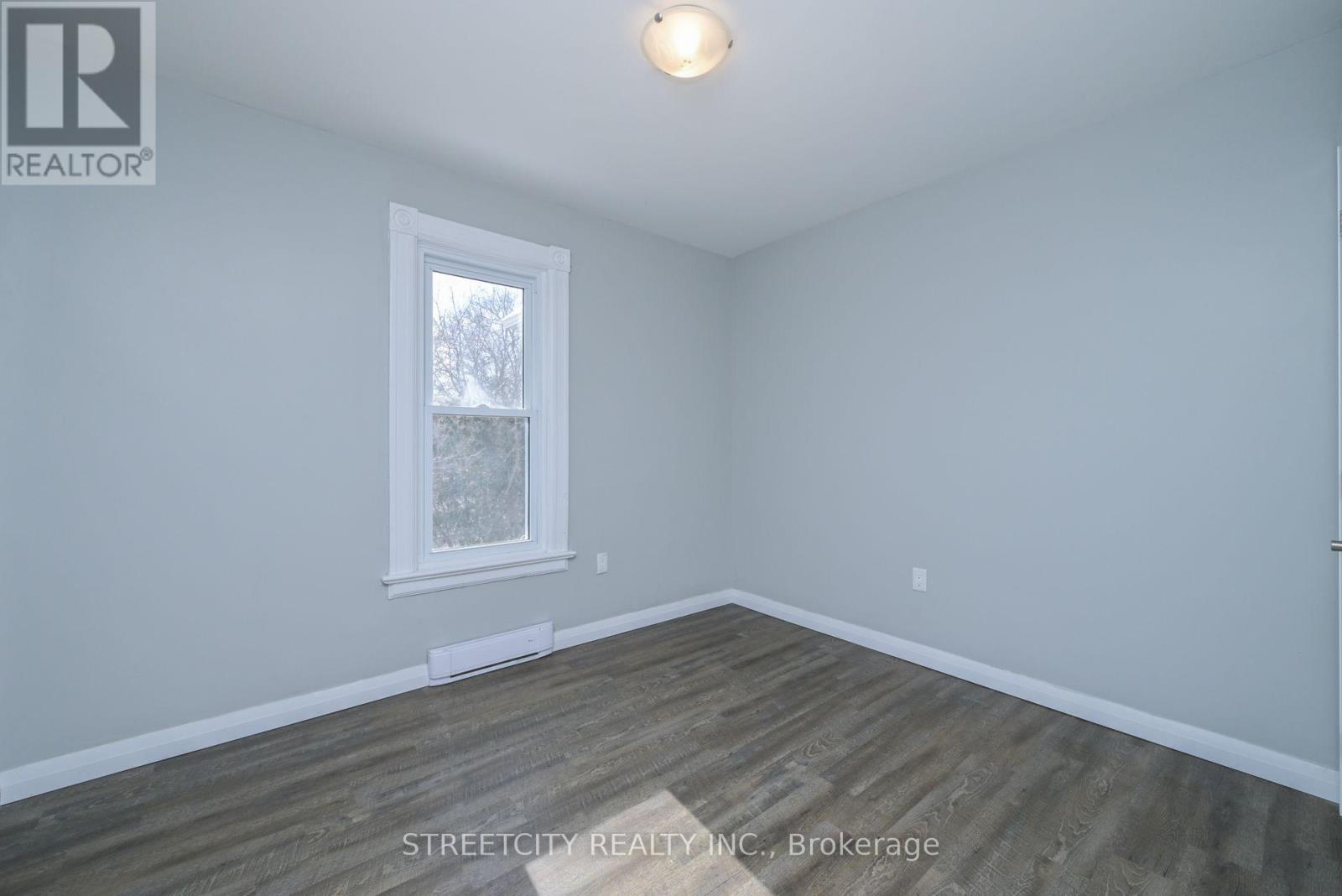 203 - 170 Bradford Street, Barrie, Ontario  L4N 3B5 - Photo 15 - S11885626