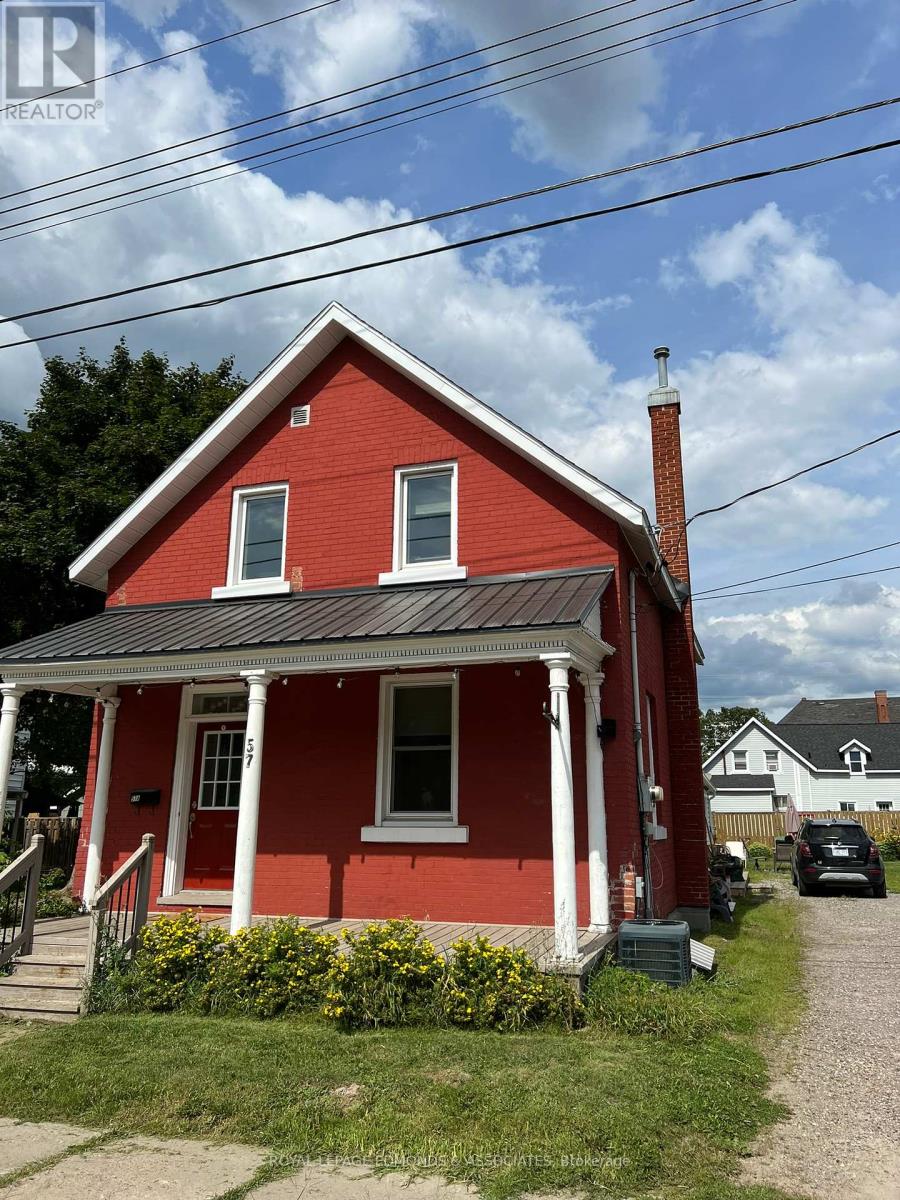 Property at 57 LOCHIEL STREET S image 1