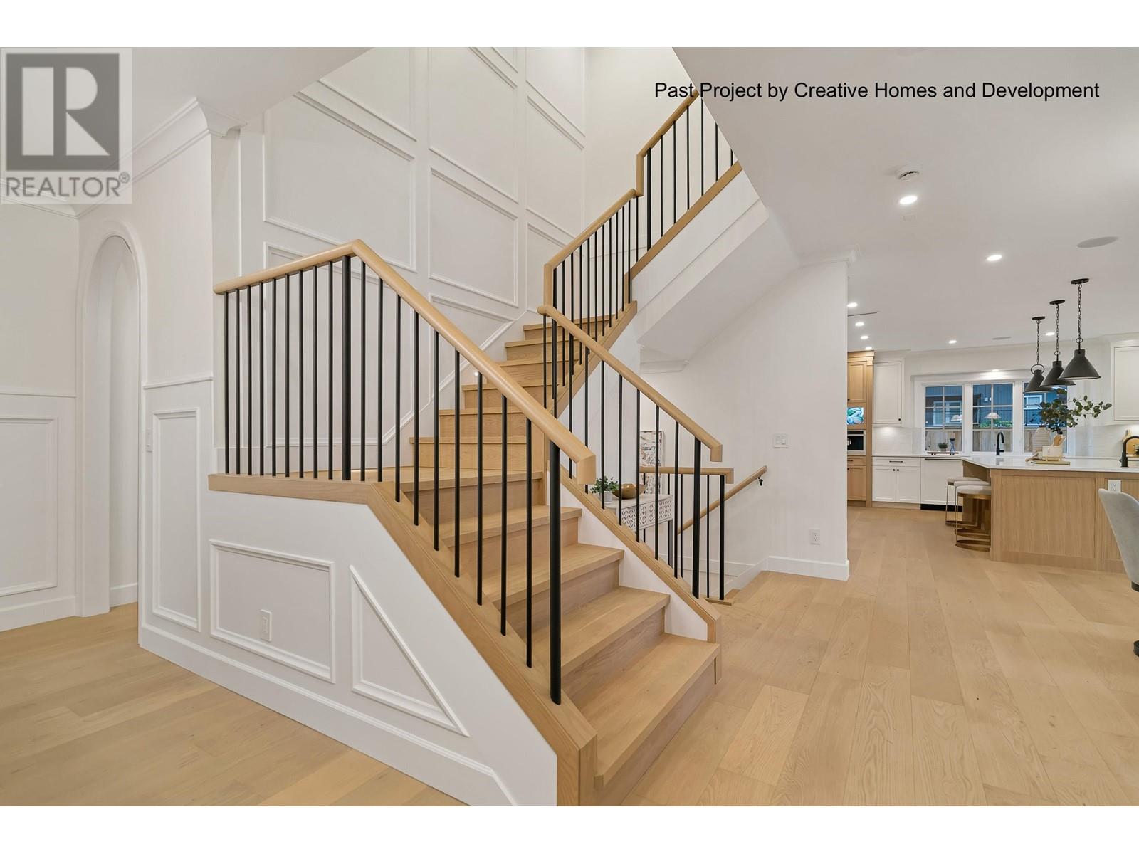 Property at 780 E 10TH STREET image 5