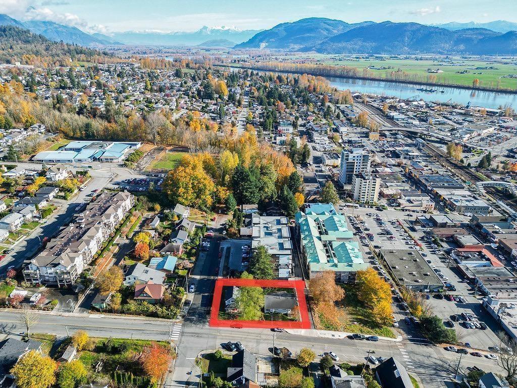 Property at 7380 JAMES STREET image 3