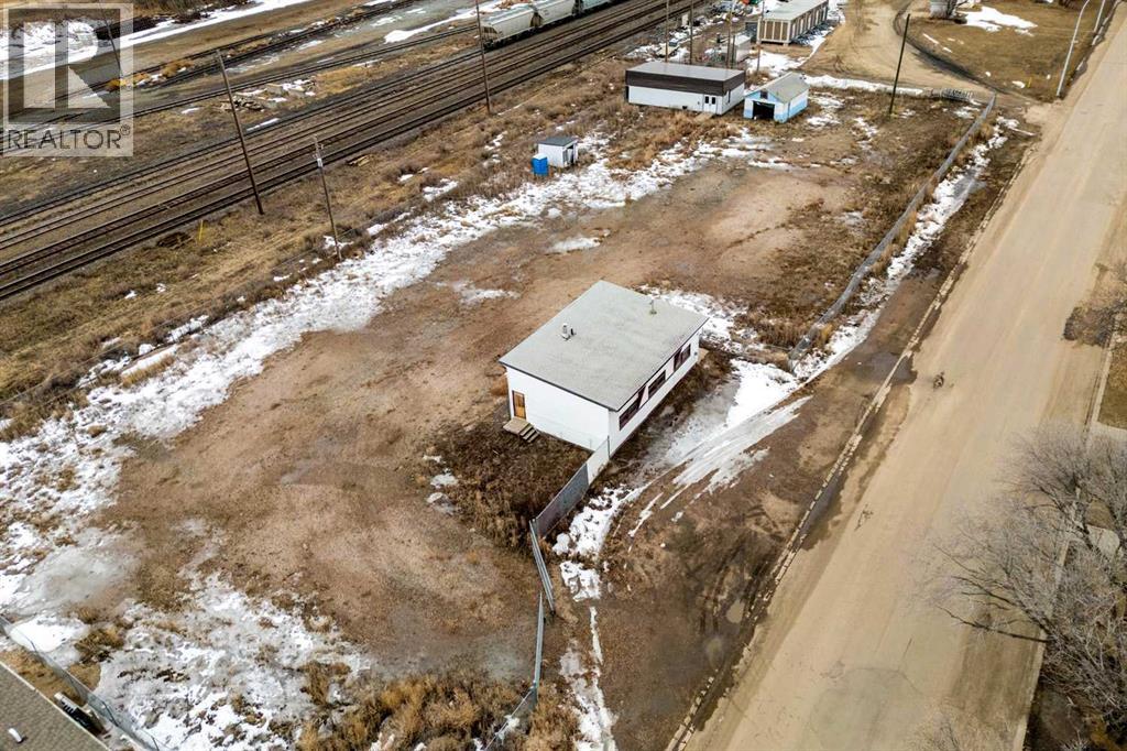 1101 1 Avenue, Wainwright, Alberta  T9W 1G9 - Photo 5 - A2189261