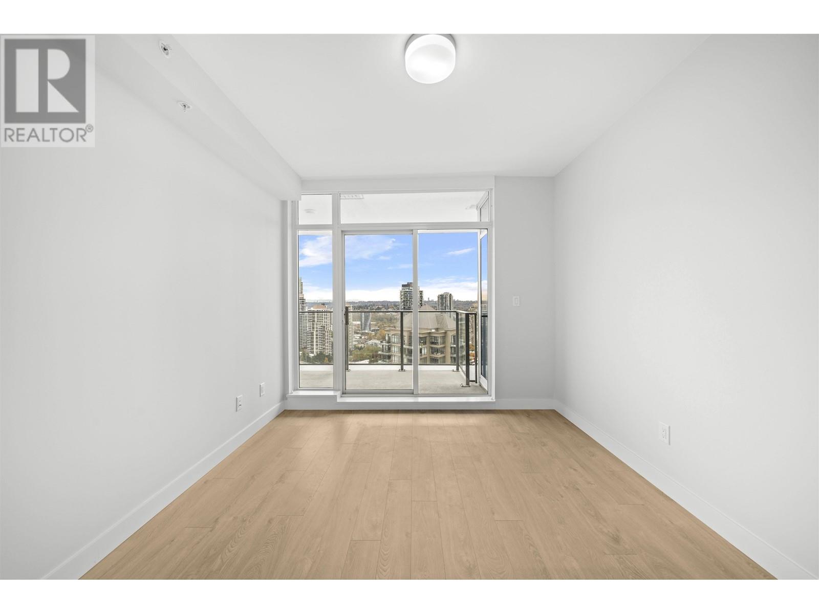 Listing Picture 12 of 40 : 2801 1788 GILMORE AVENUE, Burnaby / 本拿比 - 魯藝地產 Yvonne Lu Group - MLS Medallion Club Member
