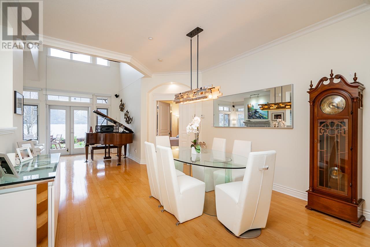 36 Beach Drive, West Vancouver, British Columbia  V0N 3Z1 - Photo 5 - R2958708