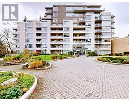 101 9298 UNIVERSITY CRESCENT, Burnaby, British Columbia