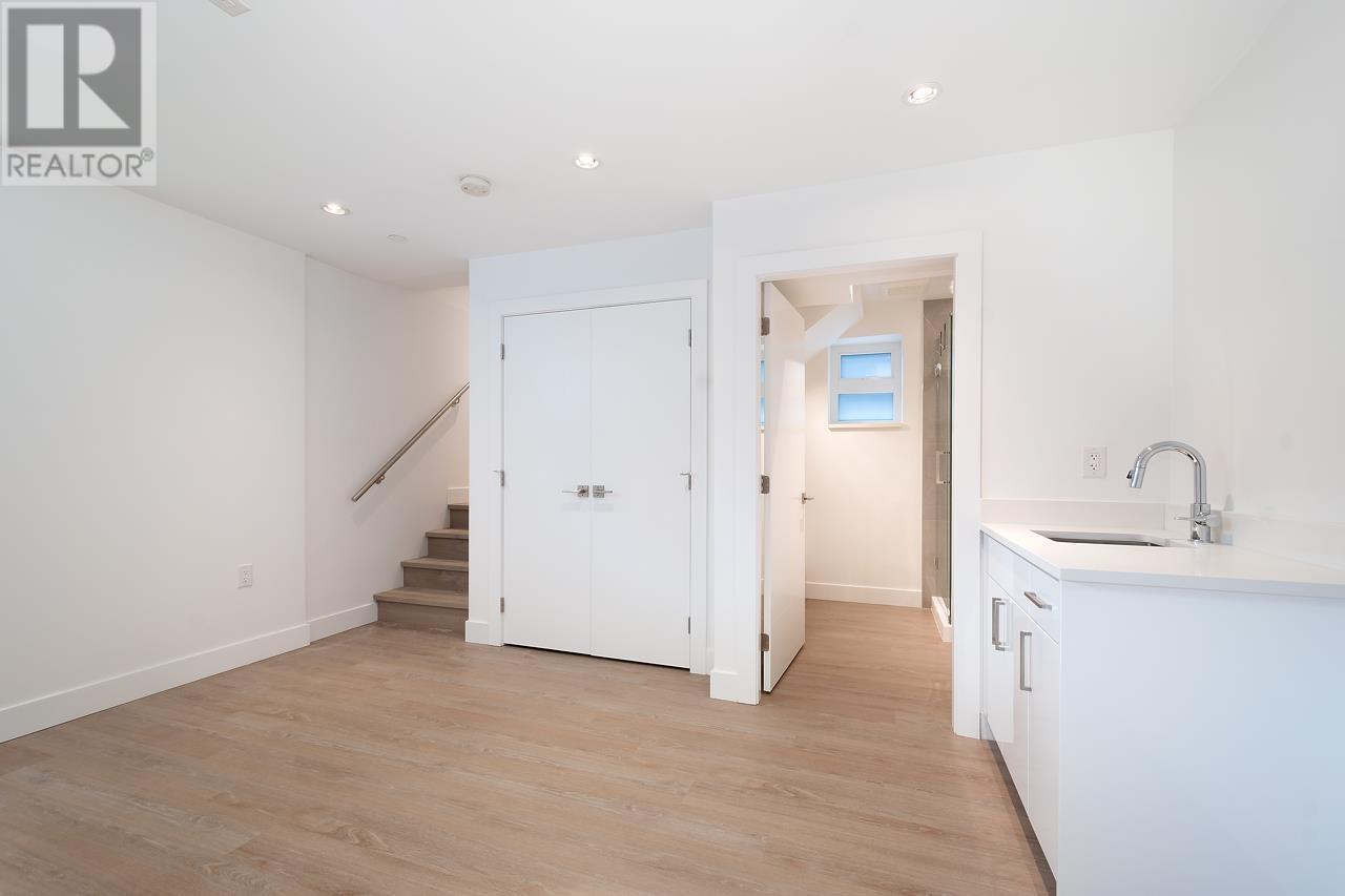 1 2119 E 29th Avenue, Vancouver, British Columbia  V5N 2Z2 - Photo 35 - R2958759