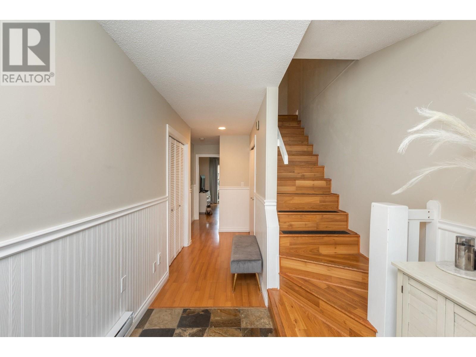 Property at 1155 FAIRWAY VIEWS WYND image 3