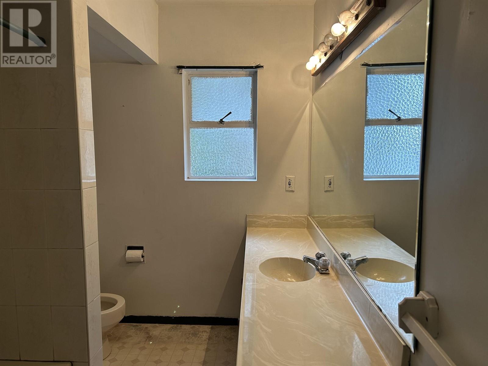 2621 Mcbain Avenue, Vancouver, British Columbia  V6L 2C7 - Photo 18 - R2958735