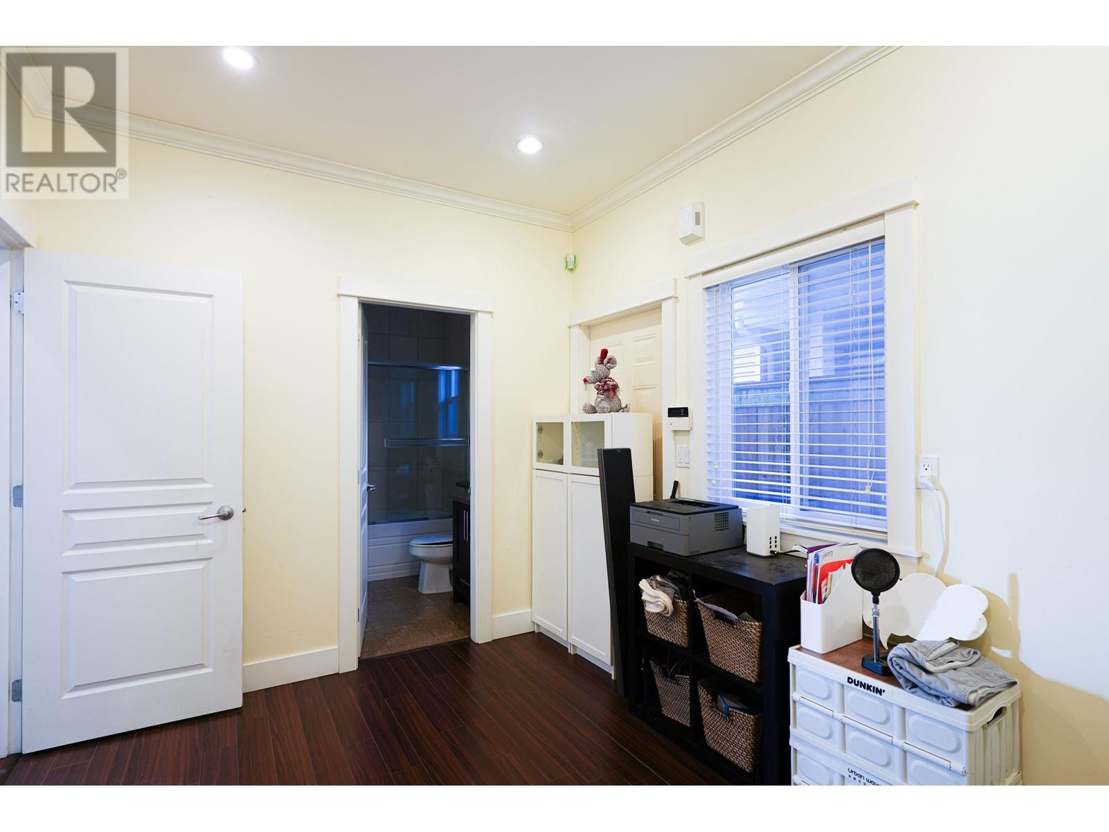 Listing Picture 5 of 20 : 11860 DUNAVON PLACE, Richmond / 烈治文 - 魯藝地產 Yvonne Lu Group - MLS Medallion Club Member