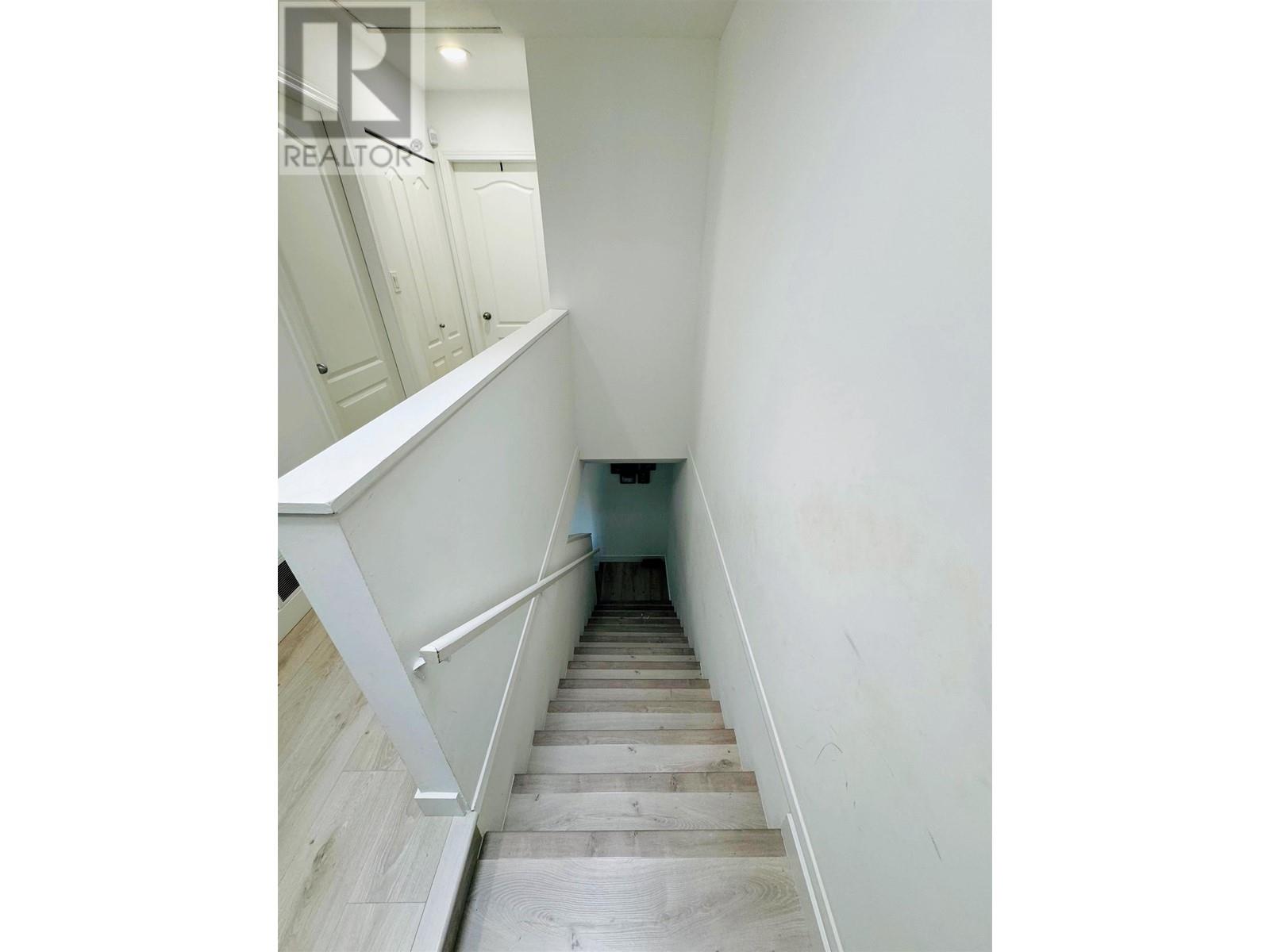 Listing Picture 19 of 19 : 22 22788 NORTON COURT, Richmond / 烈治文 - 魯藝地產 Yvonne Lu Group - MLS Medallion Club Member