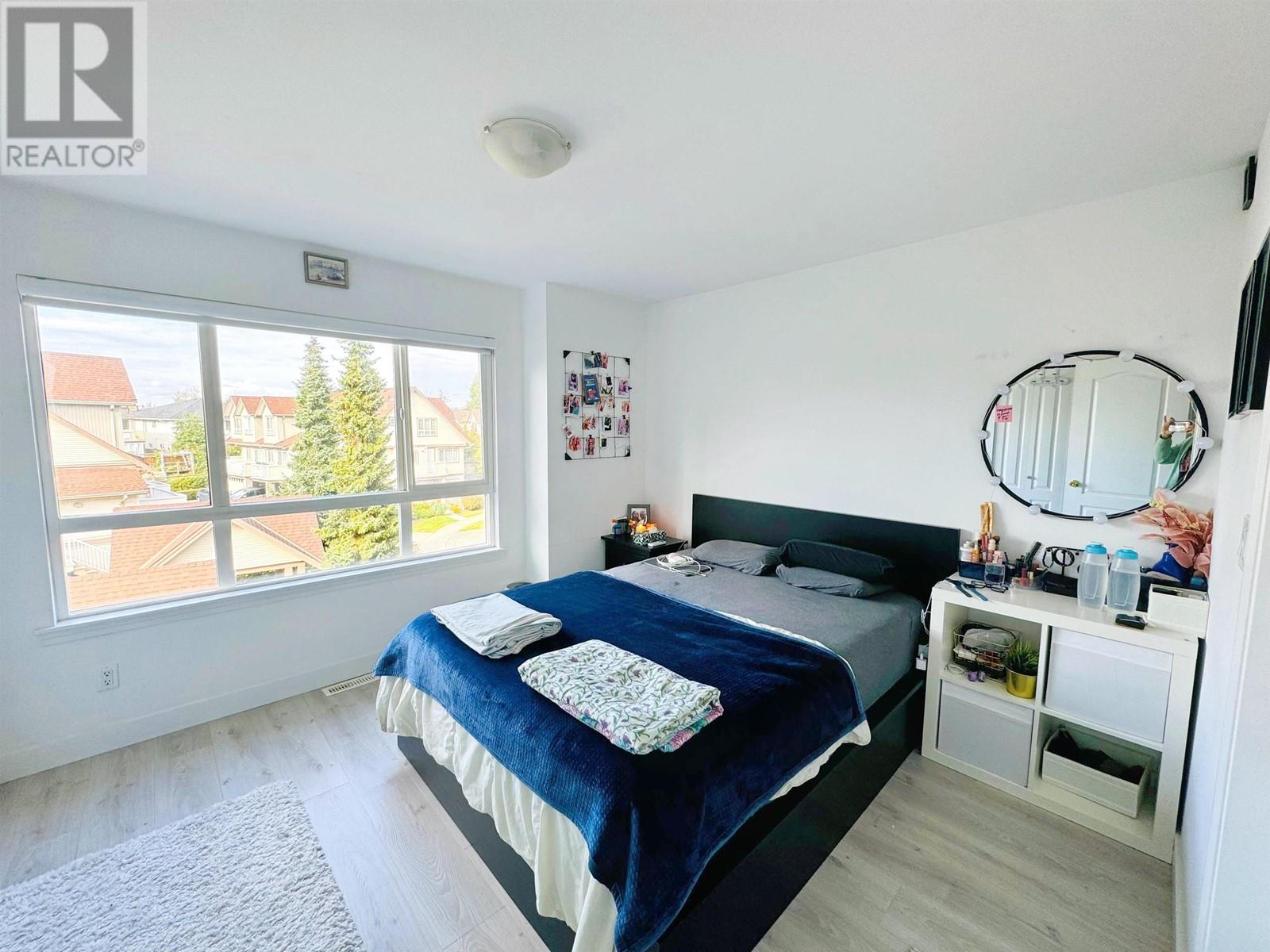 Listing Picture 14 of 19 : 22 22788 NORTON COURT, Richmond / 烈治文 - 魯藝地產 Yvonne Lu Group - MLS Medallion Club Member