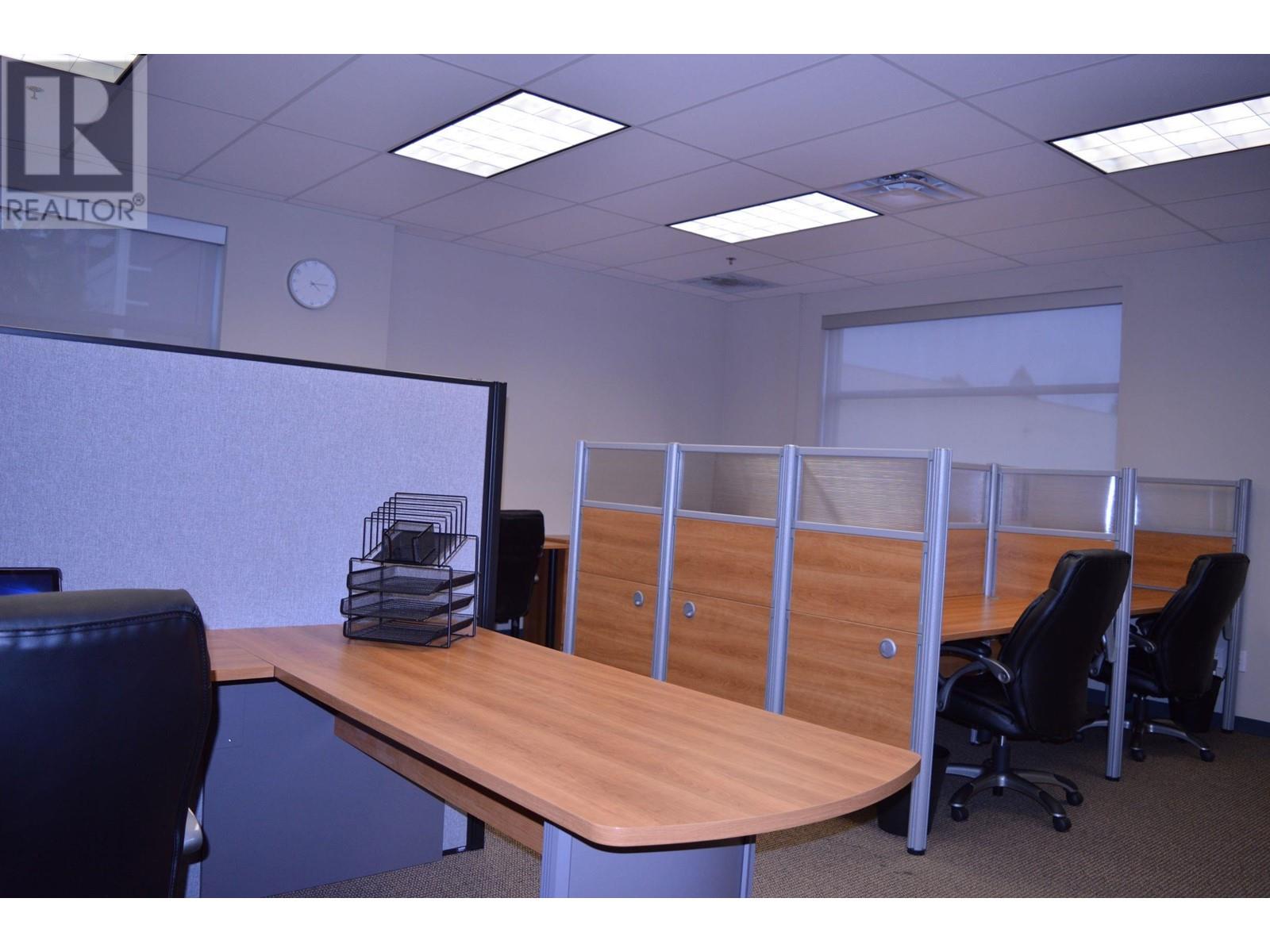 Listing Picture 11 of 12 : 201 4268 LOZELLS AVENUE, Burnaby / 本拿比 - 魯藝地產 Yvonne Lu Group - MLS Medallion Club Member