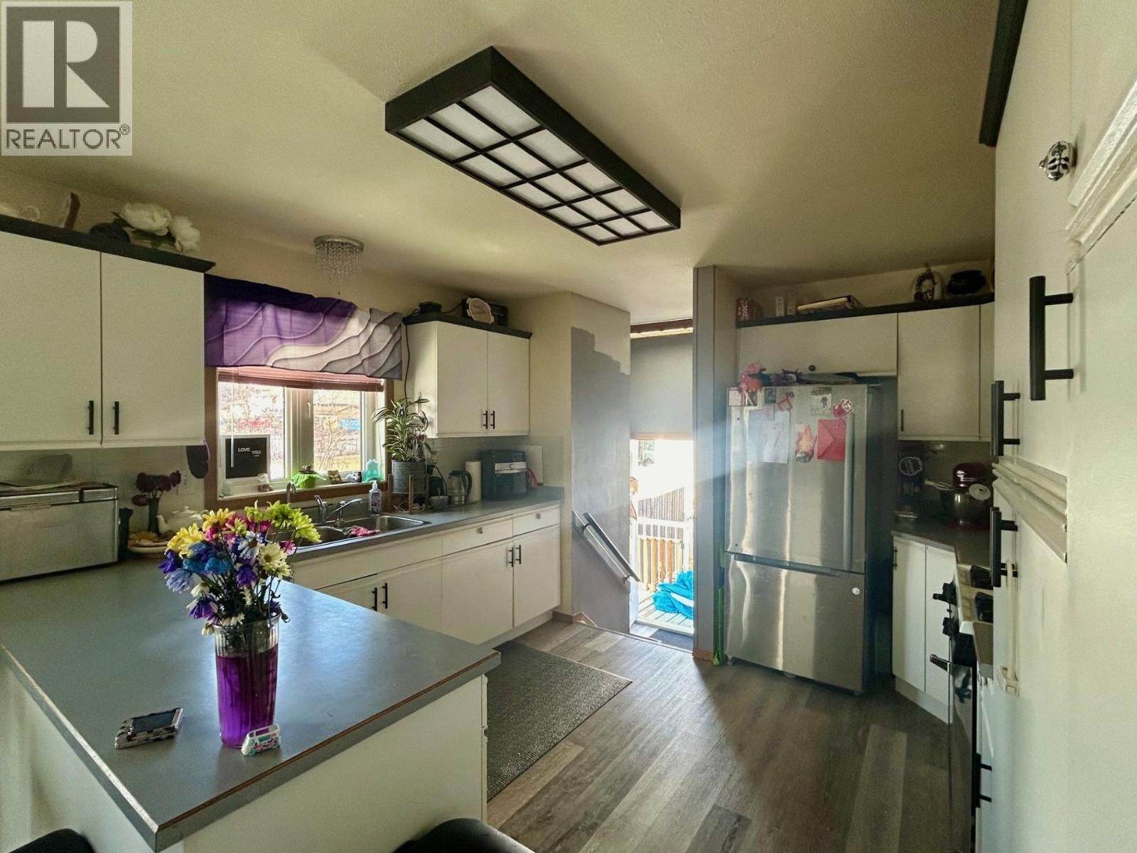 5219 49 Street, Fort Nelson, British Columbia V0C 1R0 - Photo 5 - R2958853