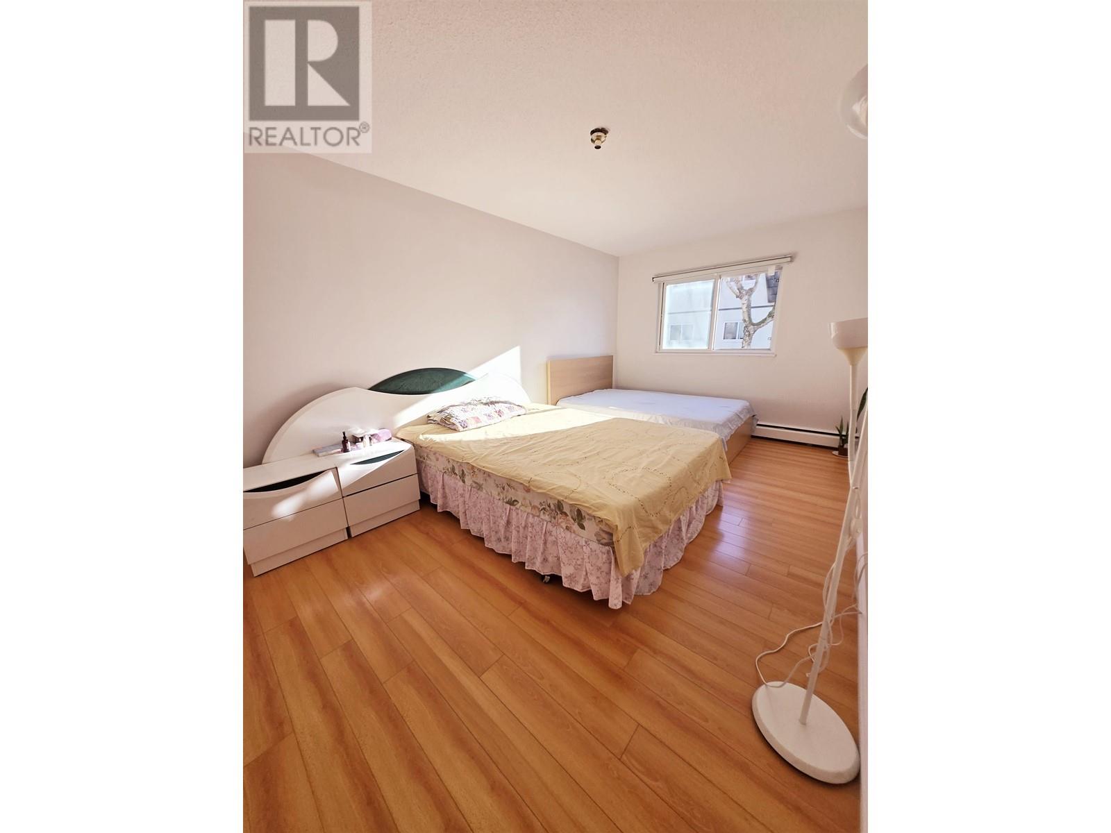 Listing Picture 8 of 15 : 253 8131A RYAN ROAD, Richmond / 烈治文 - 魯藝地產 Yvonne Lu Group - MLS Medallion Club Member