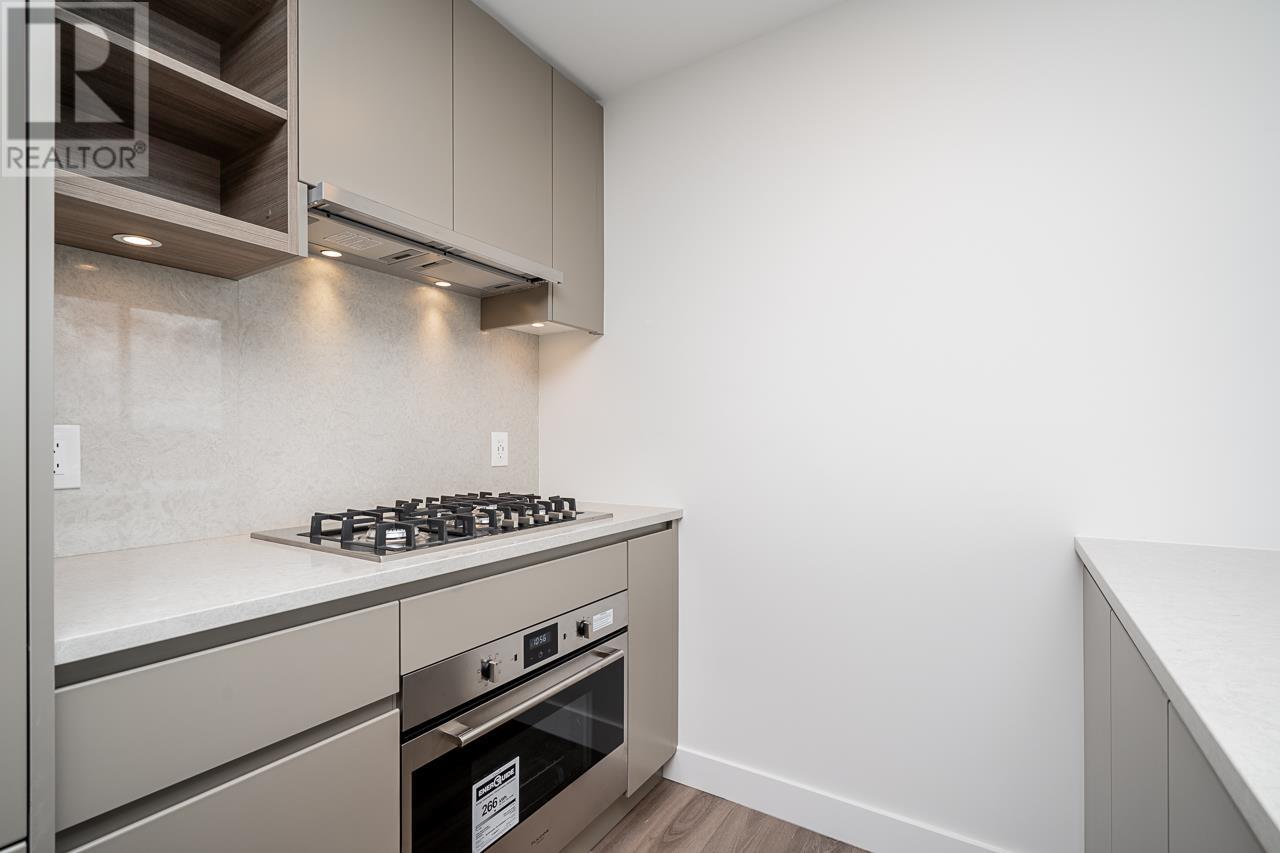 704 4433 Alaska Street, Burnaby, British Columbia V5C 5T3 - Photo 9 - R2953905