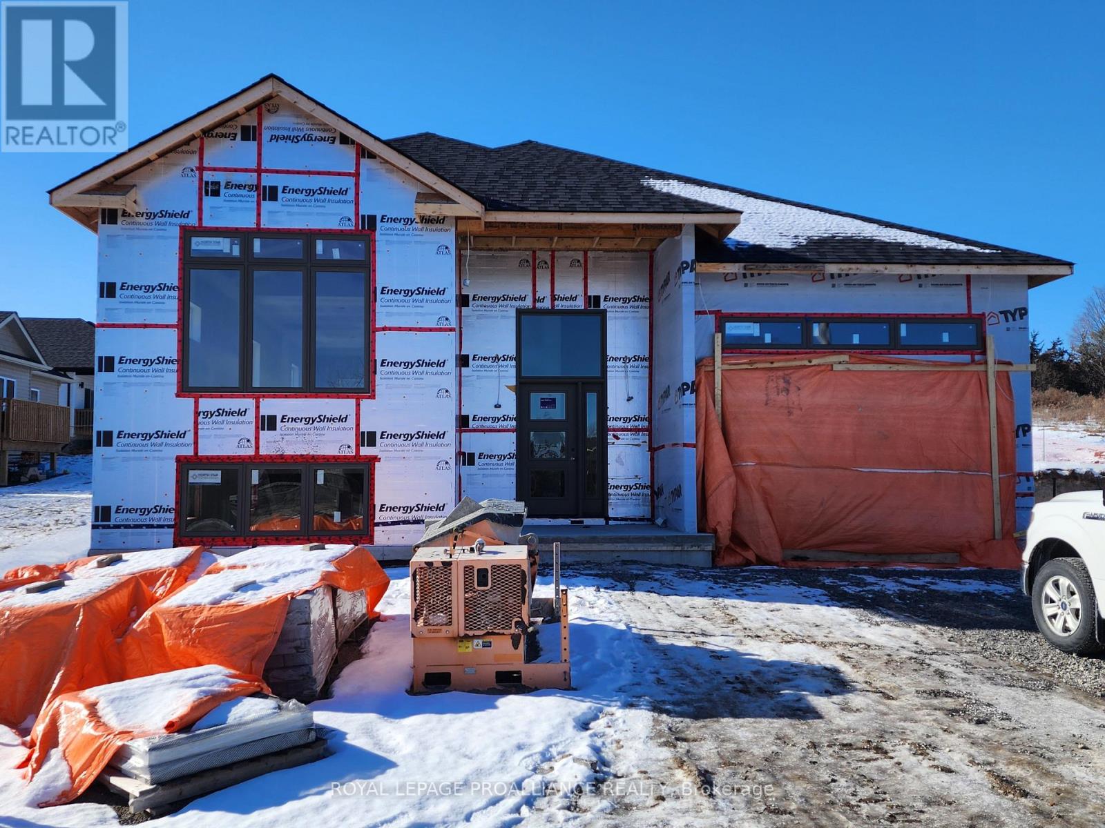 Property at 14 CEDARWOOD STREET image 1