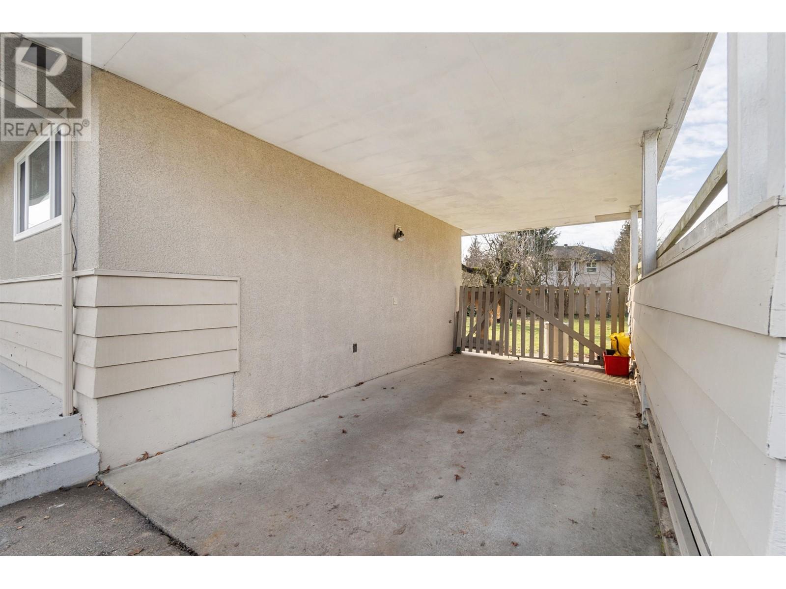 12075 220th Street, Maple Ridge, British Columbia V2X 5R6 - Photo 26 - R2958329