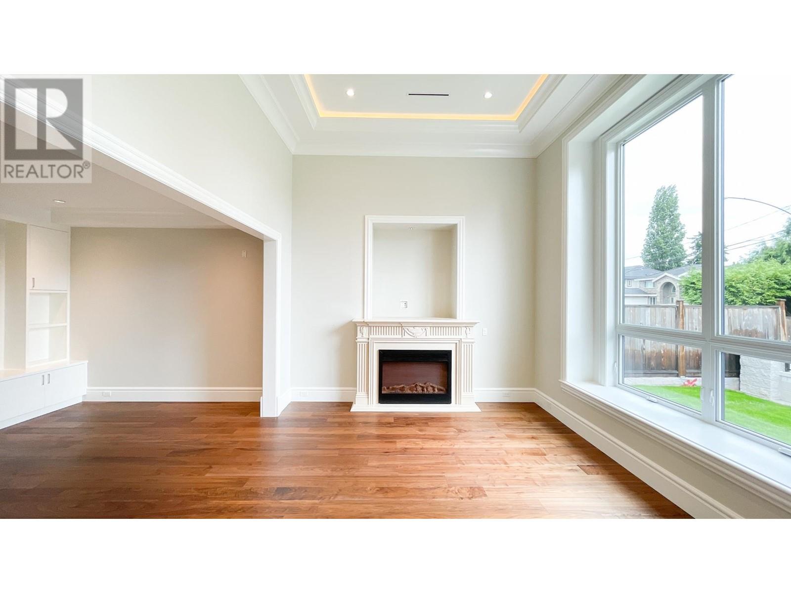 Property at 8211 MOWBRAY ROAD image 4