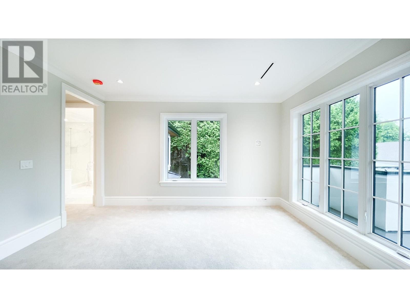 Listing Picture 14 of 30 : 8211 MOWBRAY ROAD, Richmond / 烈治文 - 魯藝地產 Yvonne Lu Group - MLS Medallion Club Member