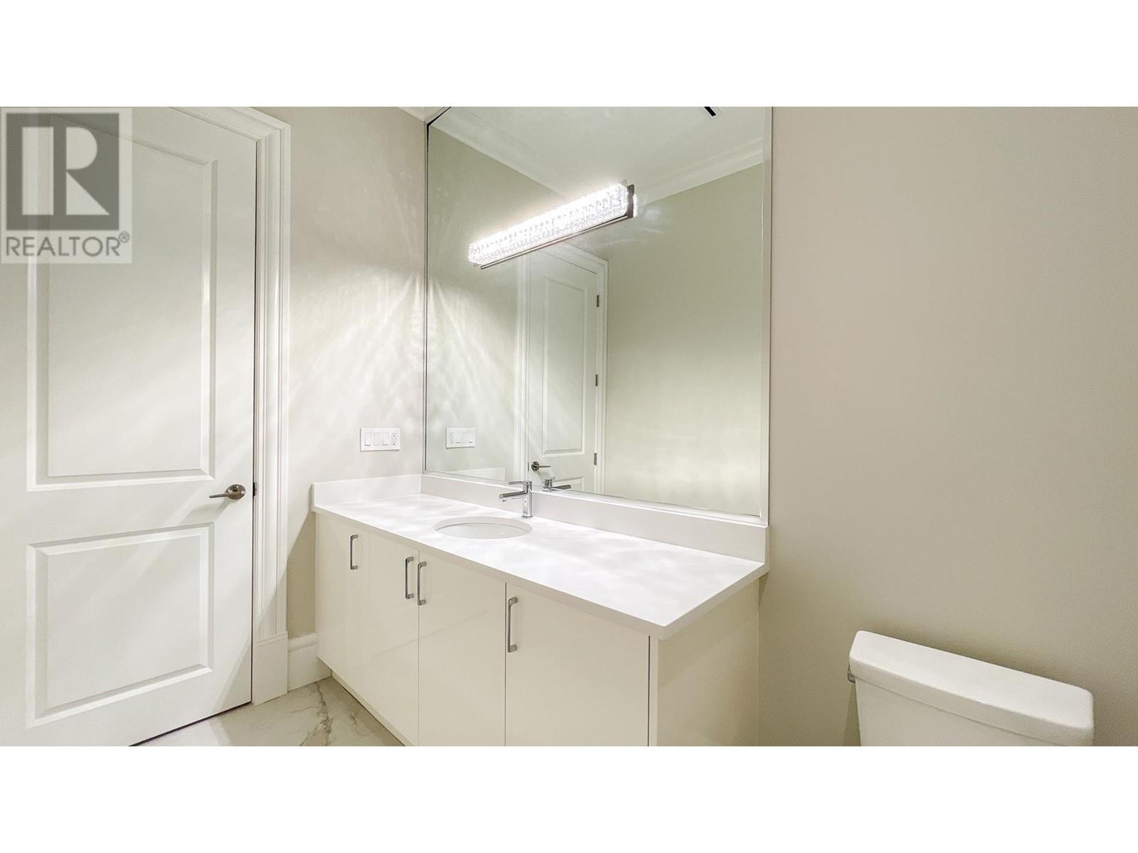 Listing Picture 23 of 30 : 8211 MOWBRAY ROAD, Richmond / 烈治文 - 魯藝地產 Yvonne Lu Group - MLS Medallion Club Member