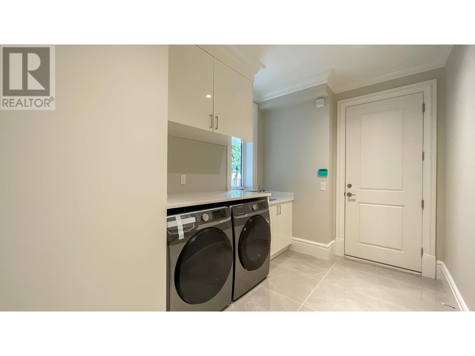 Listing Picture 24 of 30 : 8211 MOWBRAY ROAD, Richmond / 烈治文 - 魯藝地產 Yvonne Lu Group - MLS Medallion Club Member
